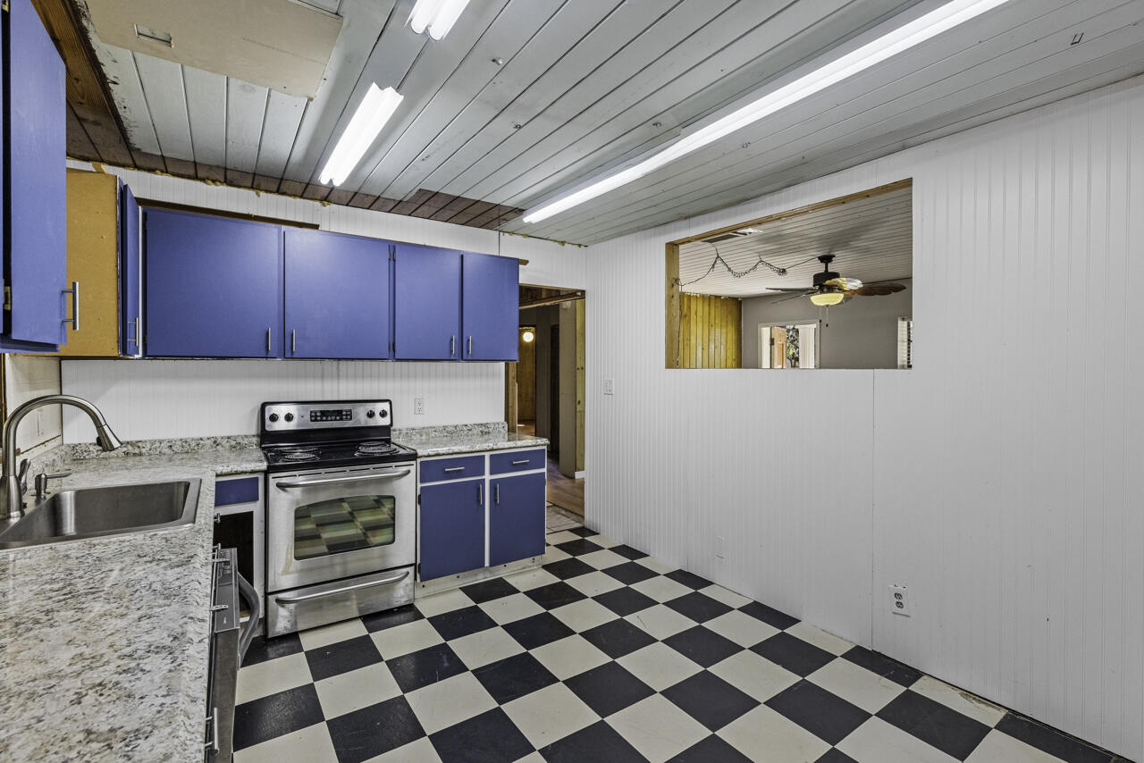 BET-HER ACRES - Residential