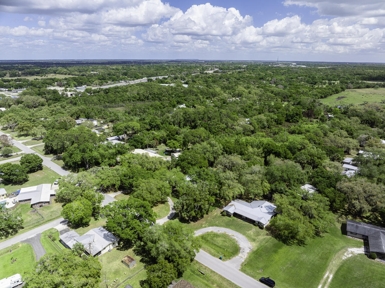 BET-HER ACRES - Residential