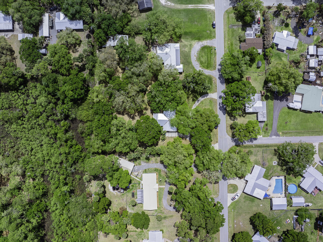 BET-HER ACRES - Residential