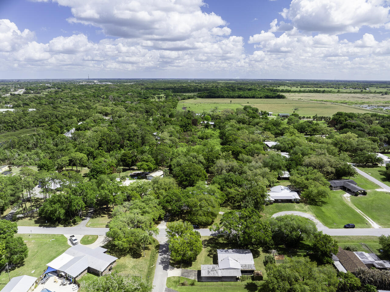 BET-HER ACRES - Residential