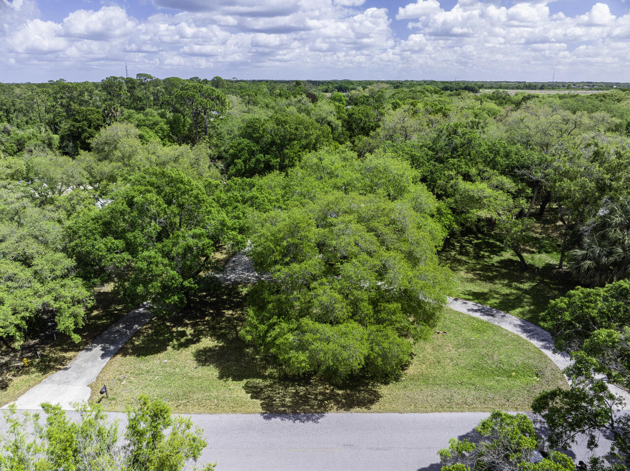 BET-HER ACRES - Residential