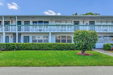 A home in Deerfield Beach