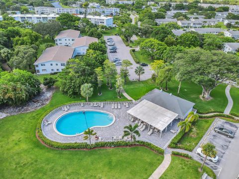 A home in Deerfield Beach