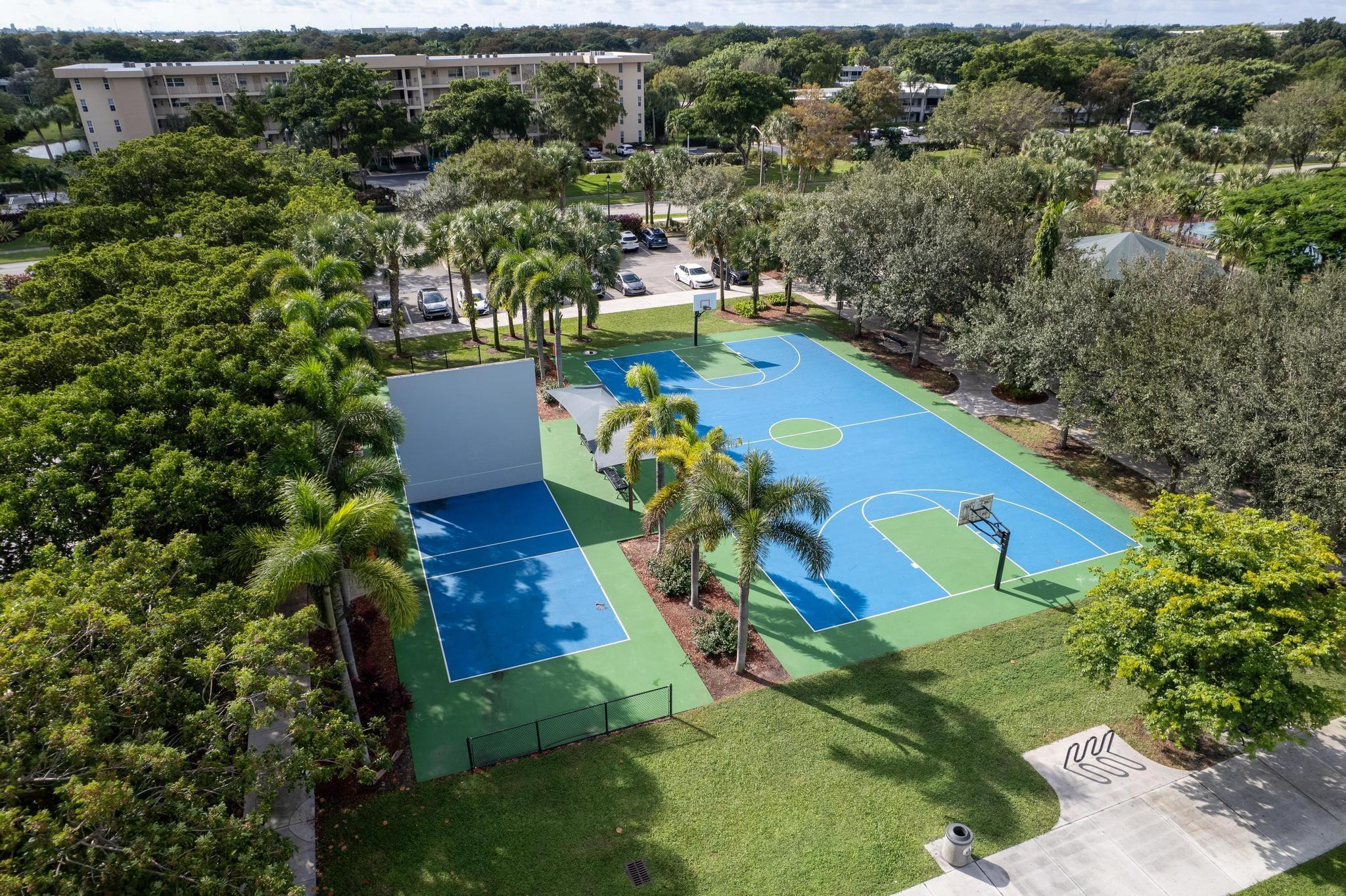 Palm Aire Country Club - Residential