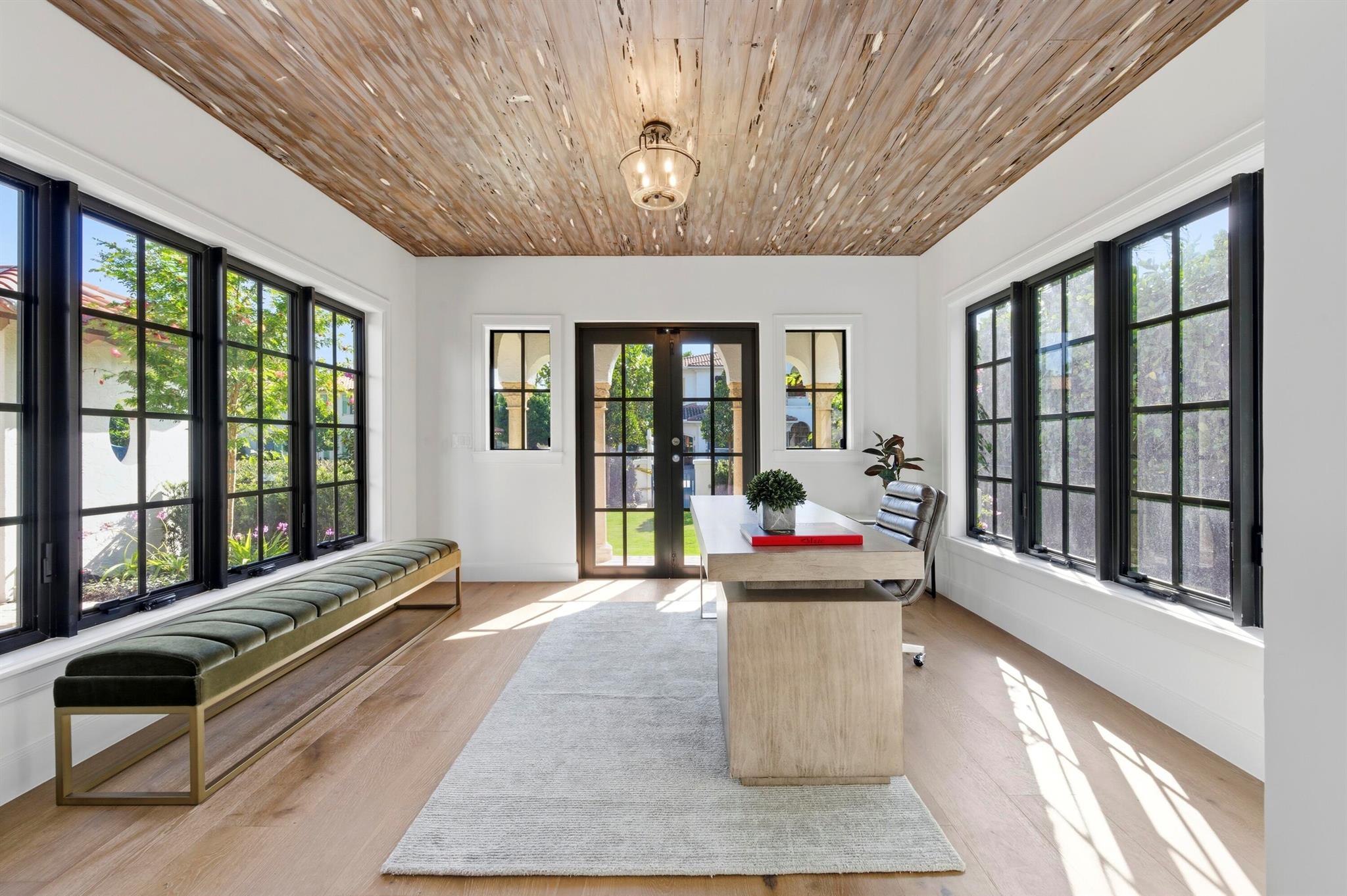 LAKEWOOD - Residential