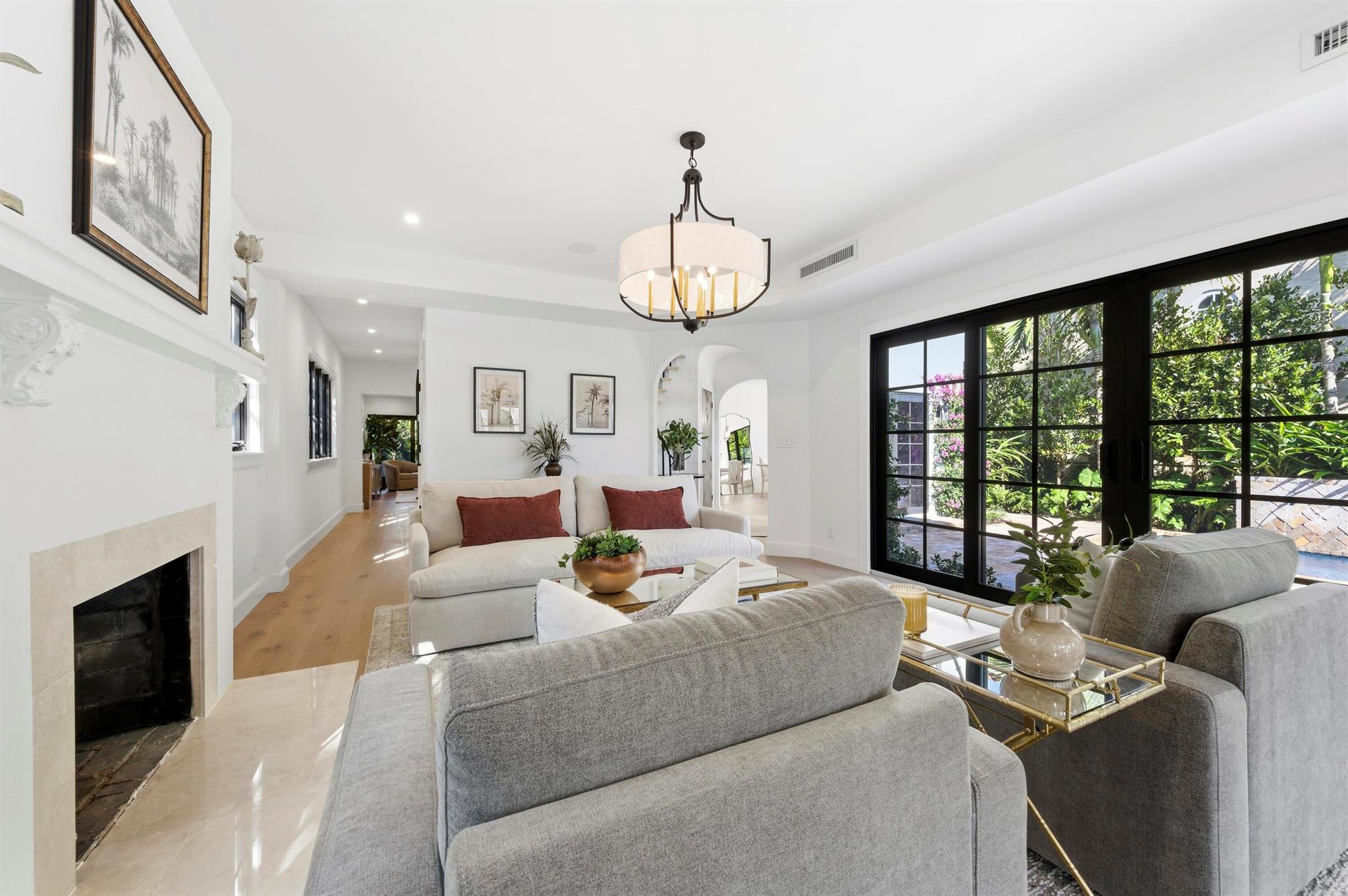 LAKEWOOD - Residential