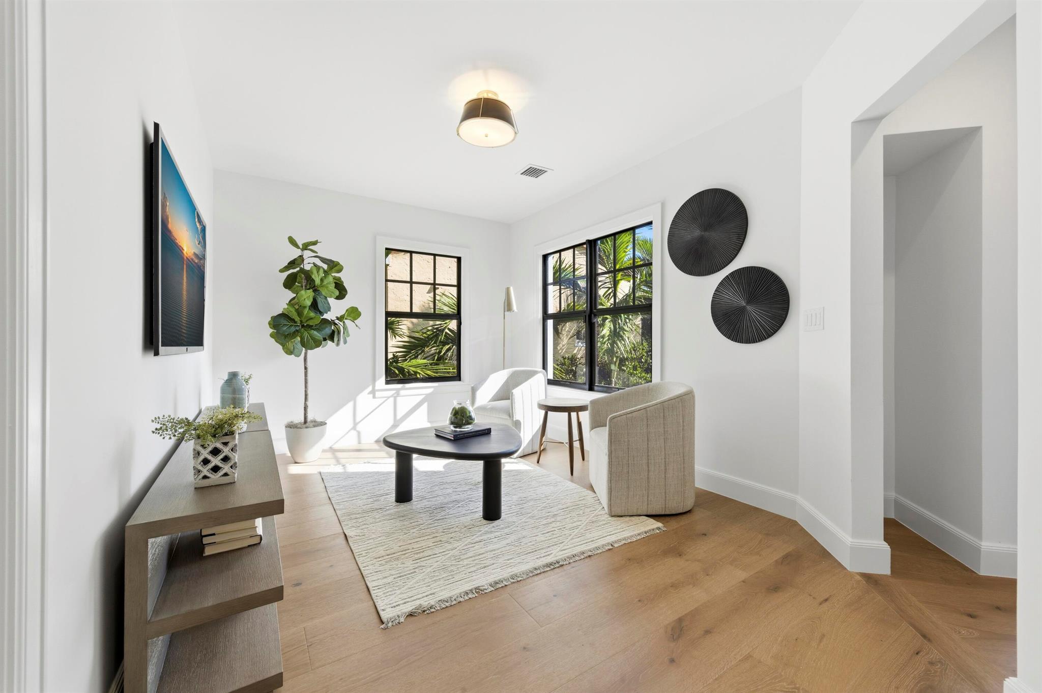 LAKEWOOD - Residential