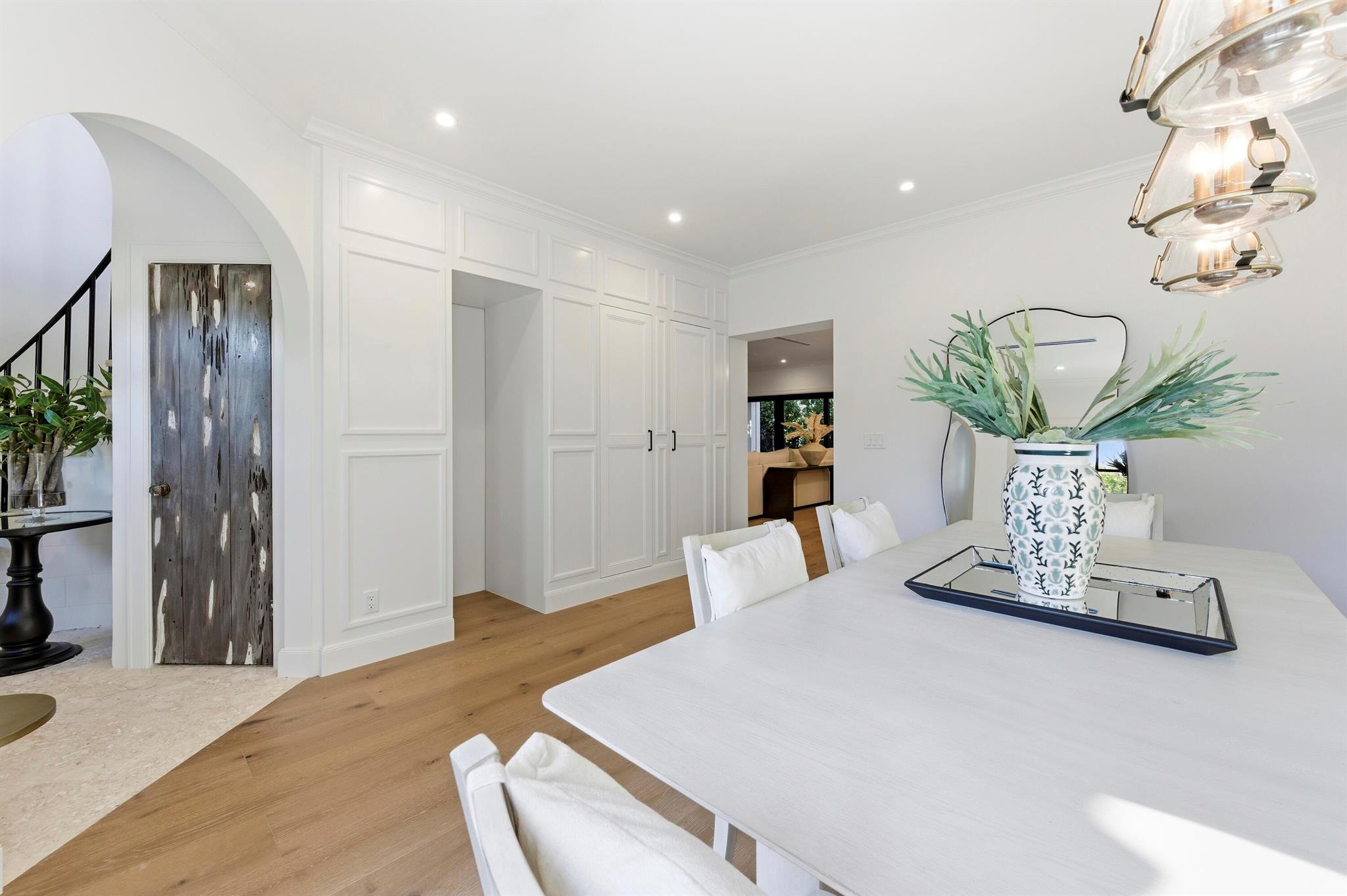 LAKEWOOD - Residential