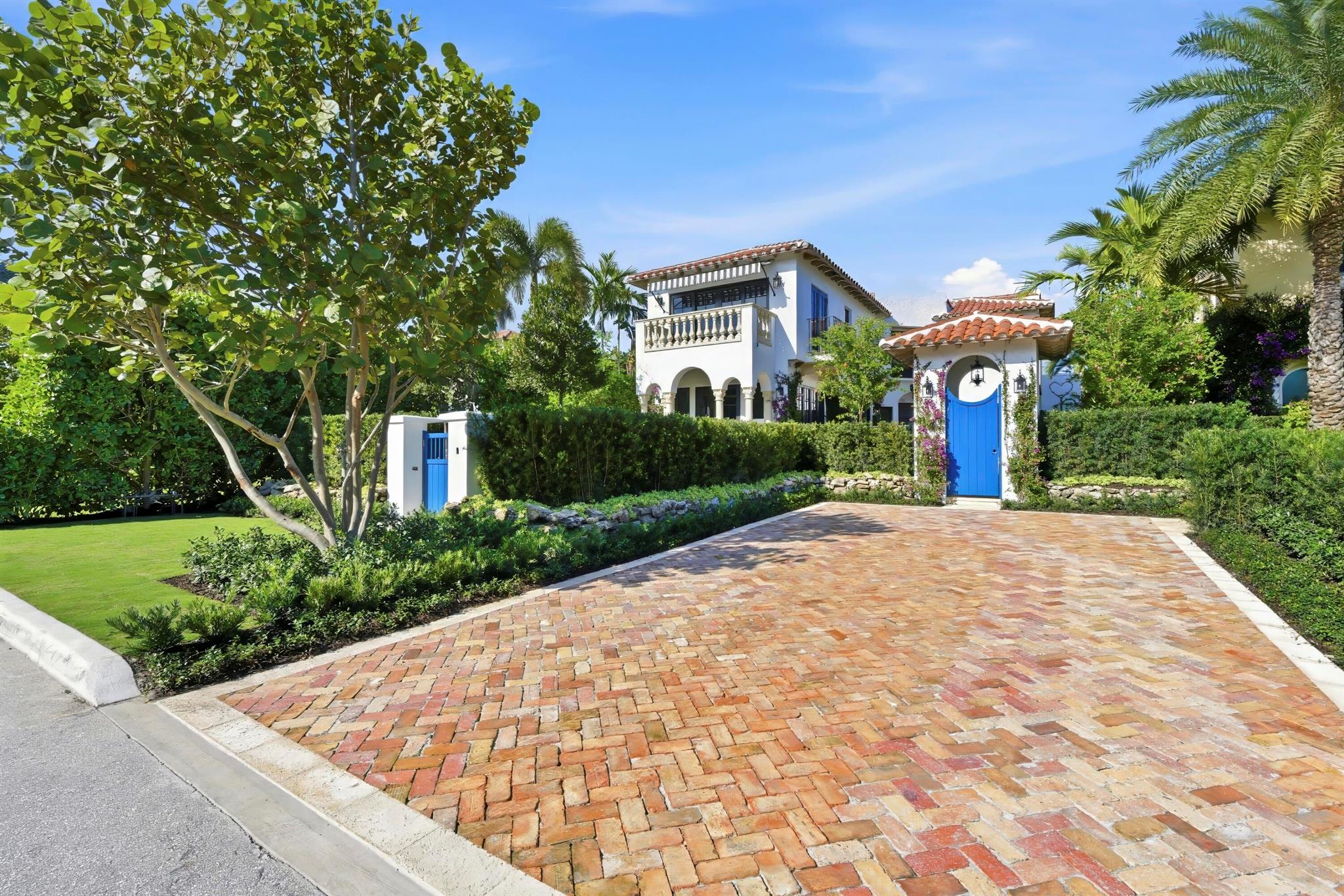 LAKEWOOD - Residential