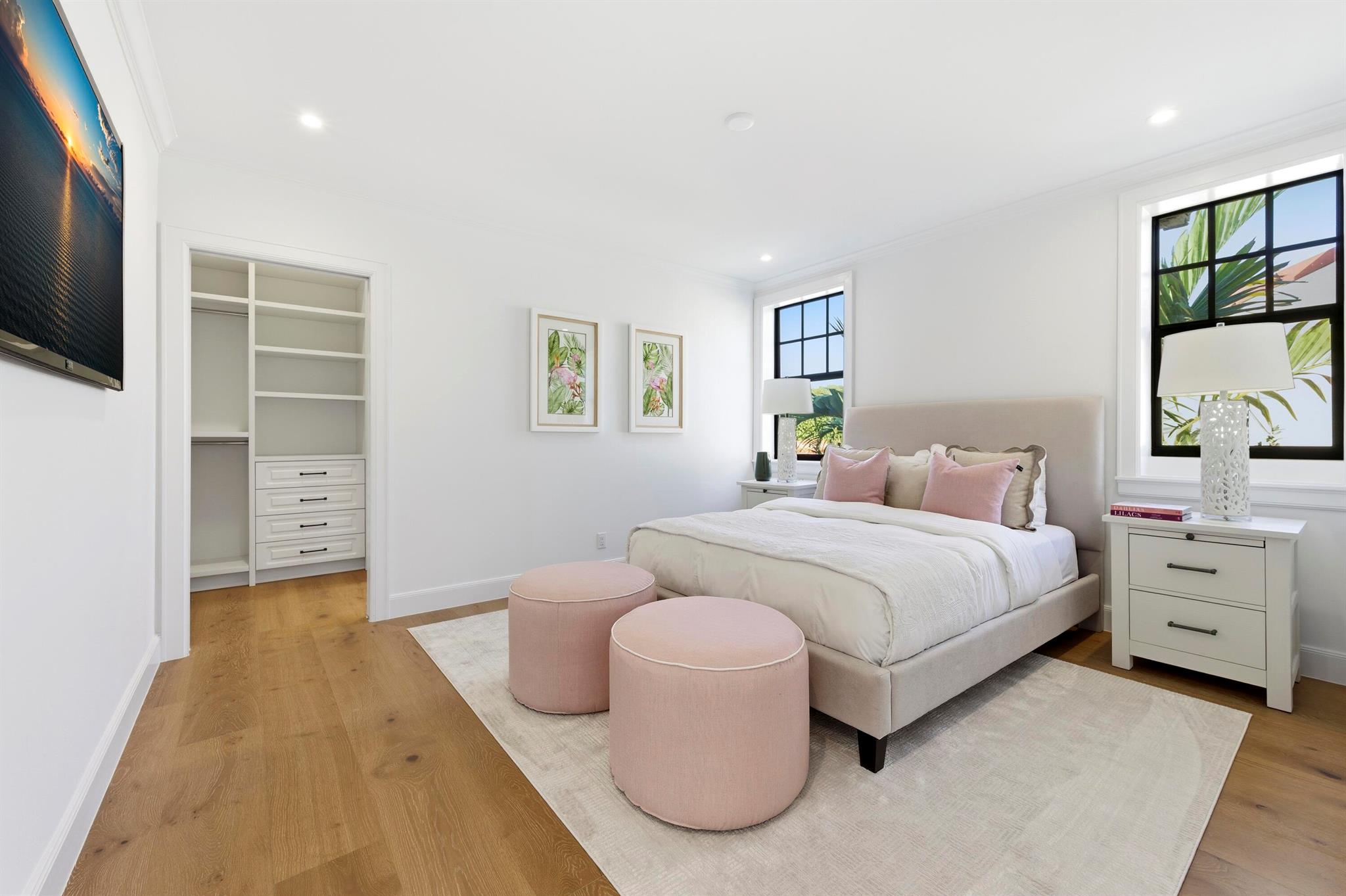 LAKEWOOD - Residential