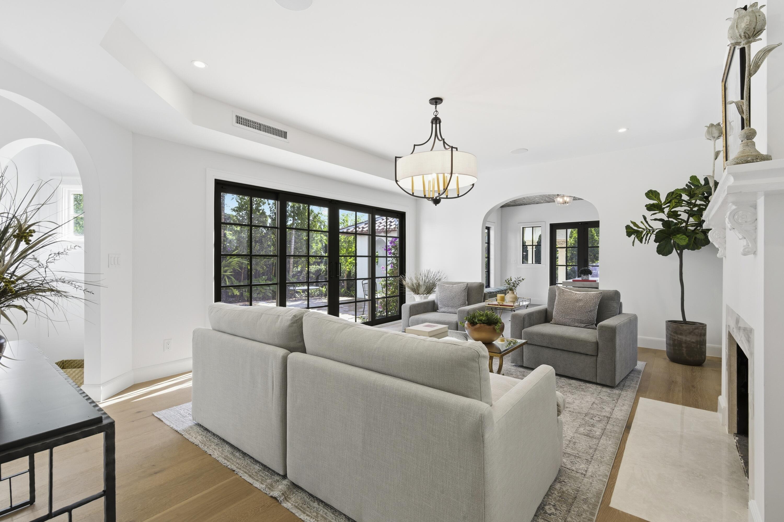 LAKEWOOD - Residential