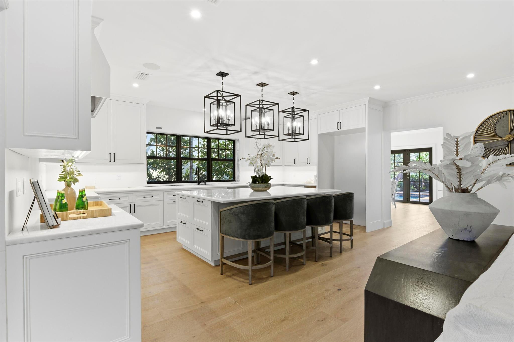 LAKEWOOD - Residential