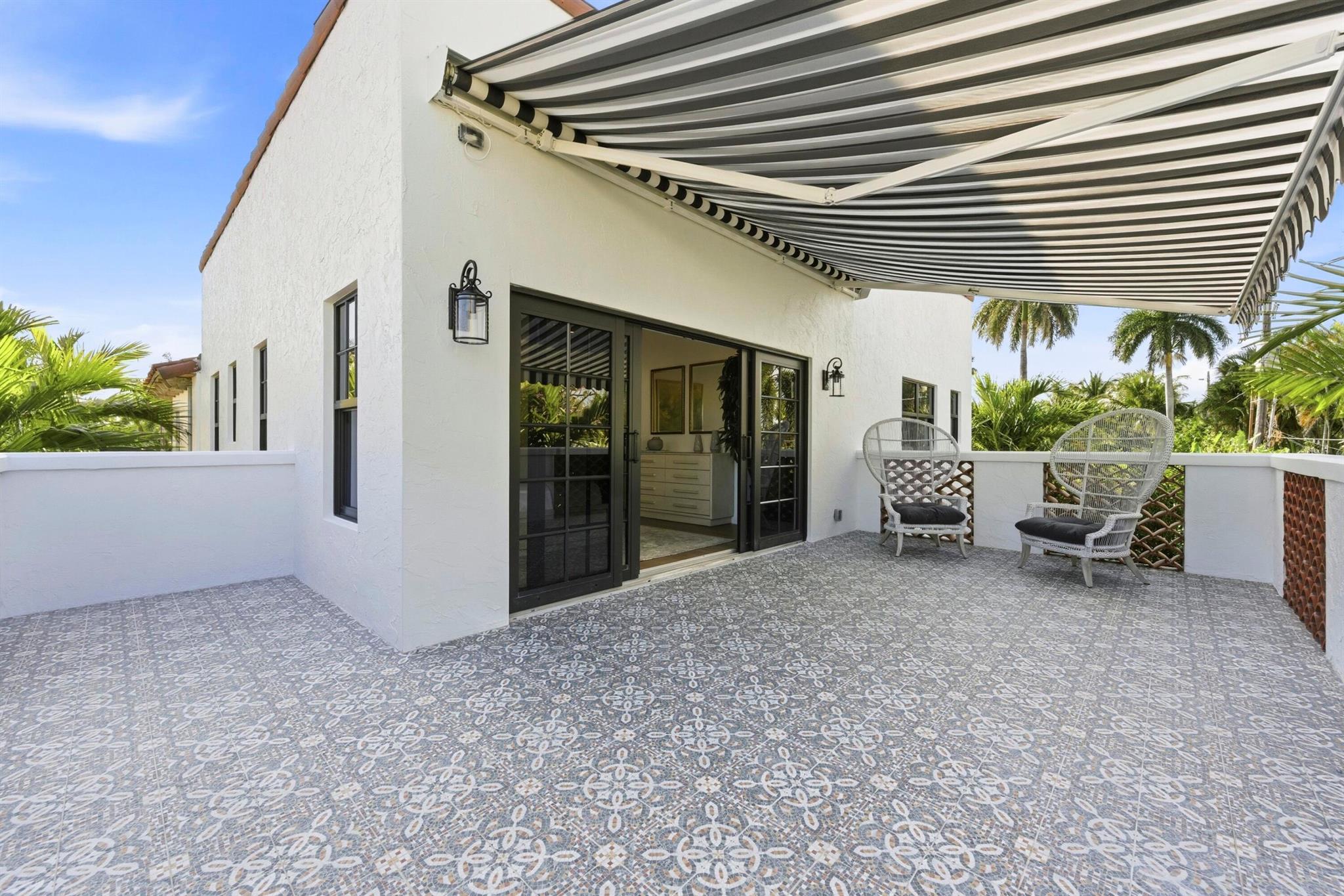 LAKEWOOD - Residential