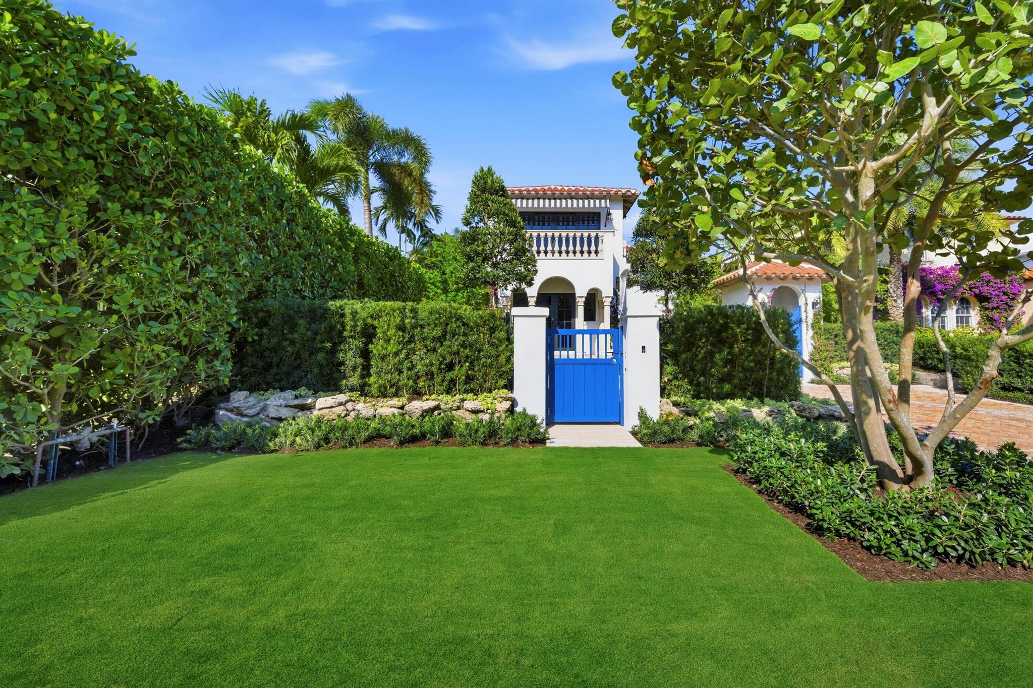 LAKEWOOD - Residential