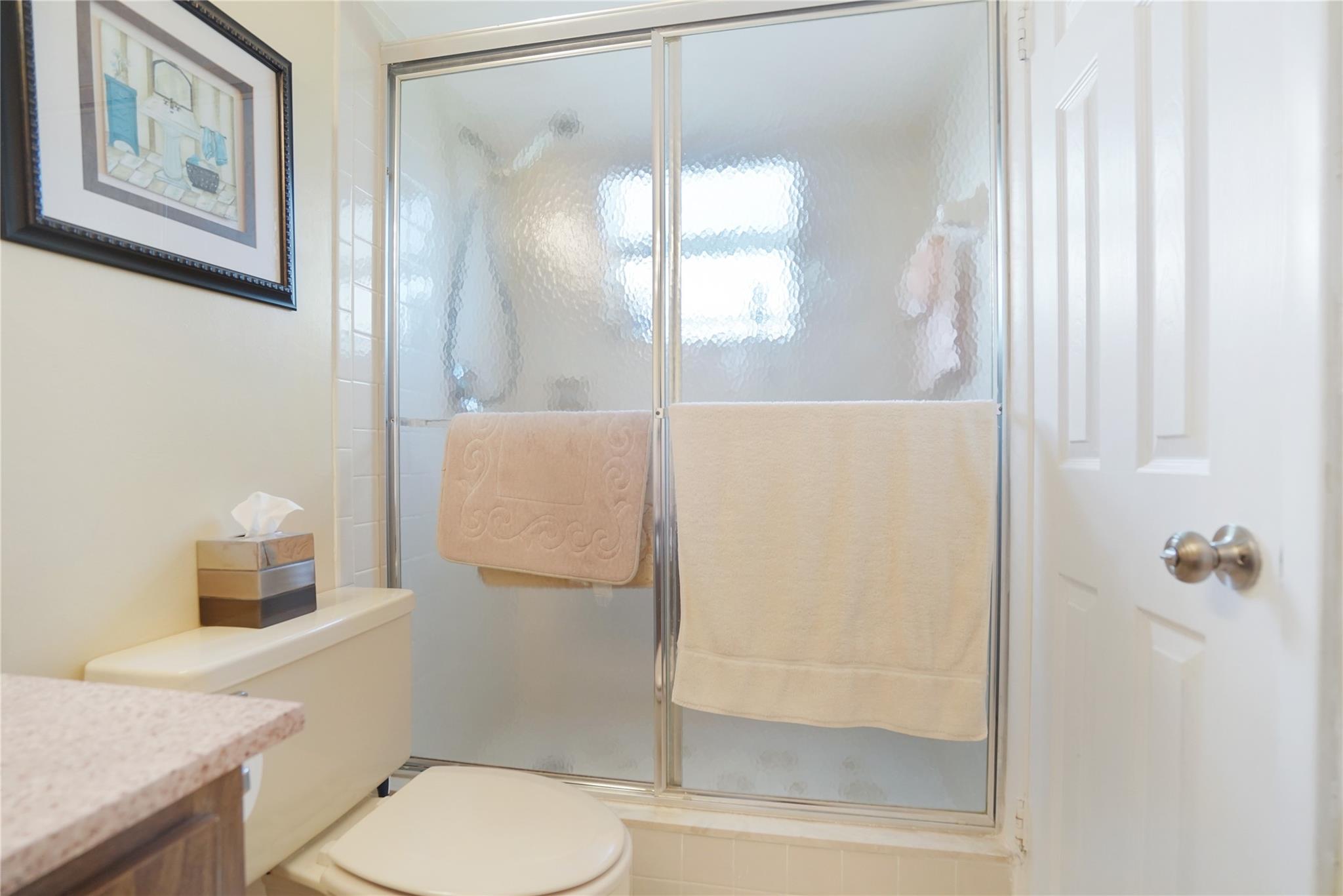 MEADOWBROOK LAKES VIEW - Residential