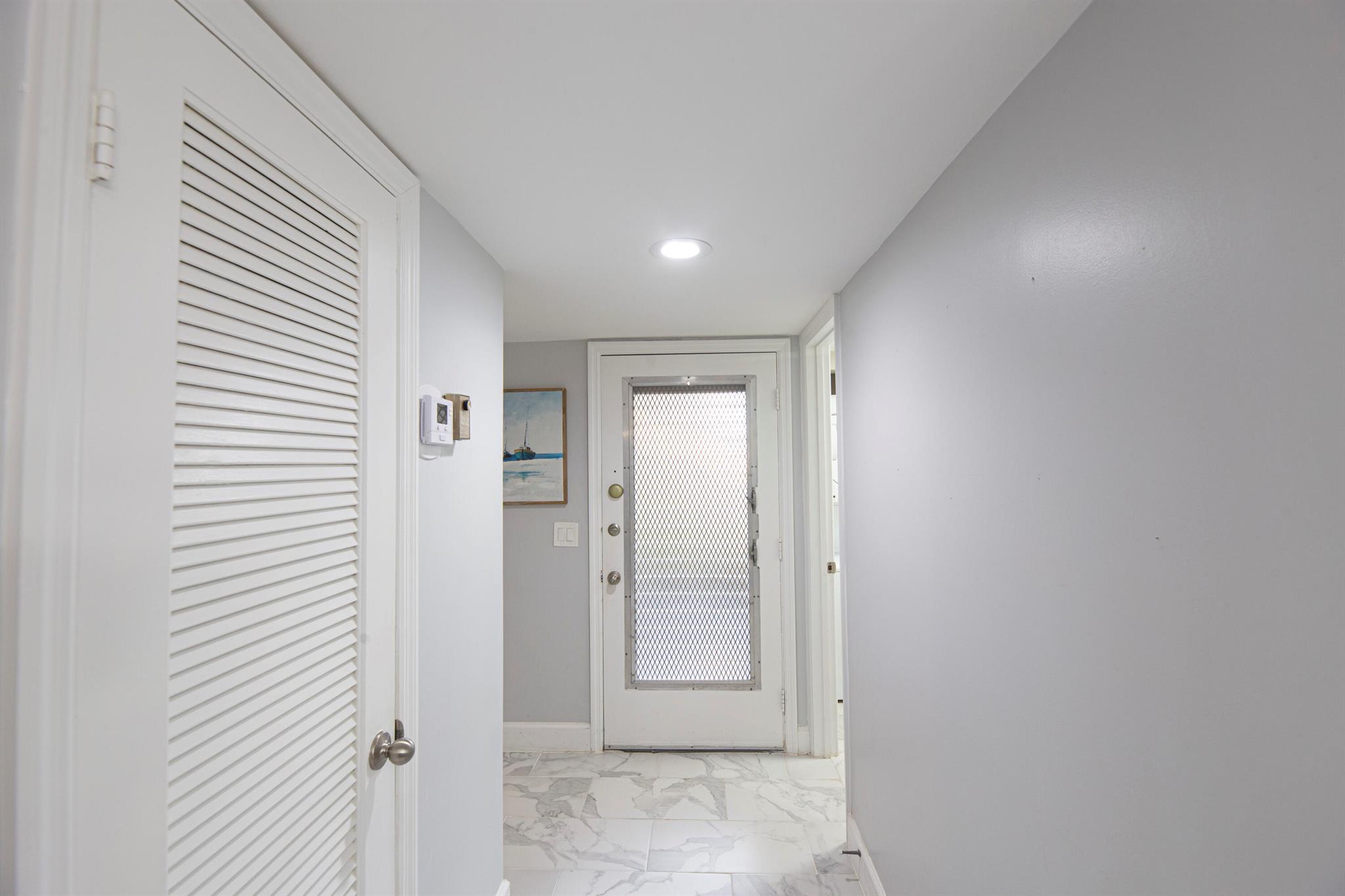 KINGS POINT CAPRI CONDOS - Residential