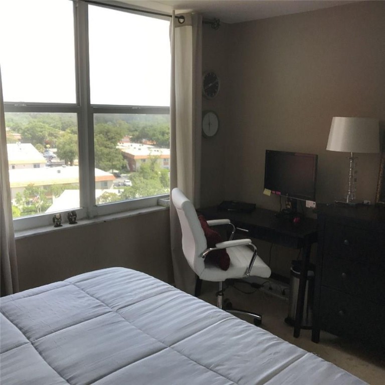 DRAKE TOWER - Residential