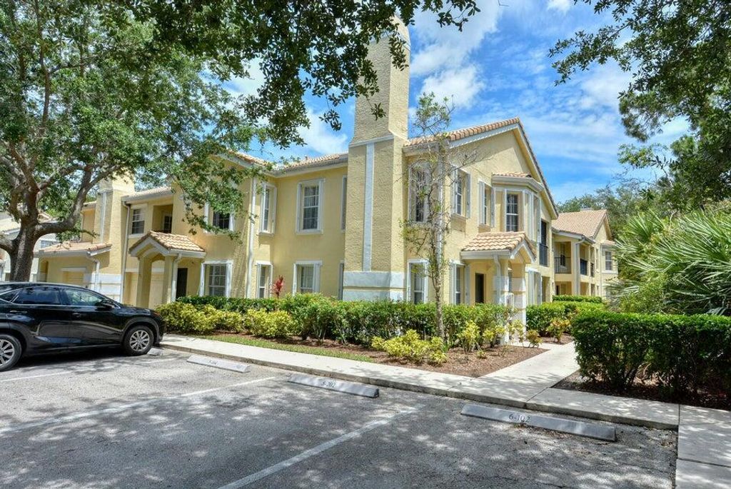 Photo of 110 SW Peacock Boulevard #6-101, St Lucie West, FL 34986 (MLS # R10902094)