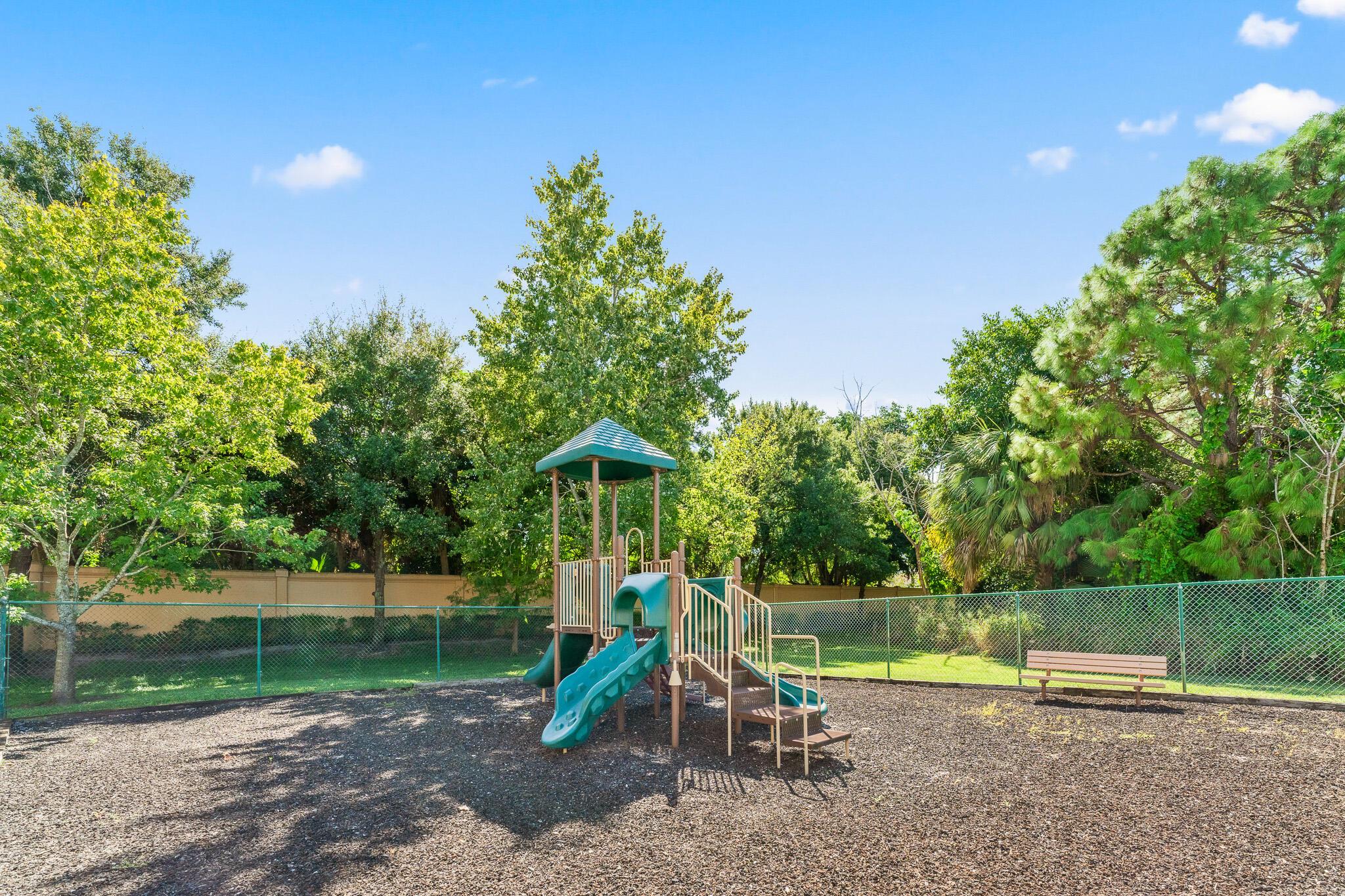 VILABELLA CENTRAL PARK CO - Residential