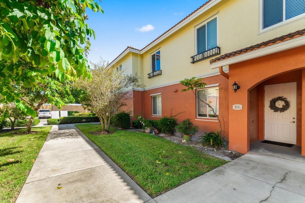 Photo of 59 SE Palermo Court #106, Stuart, FL 34994 (MLS # R11133020)