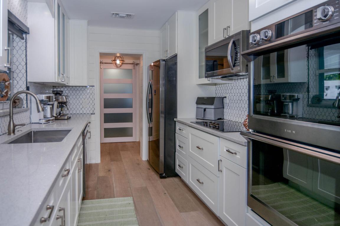 WATERWAY VILLAGE - Residential Lease