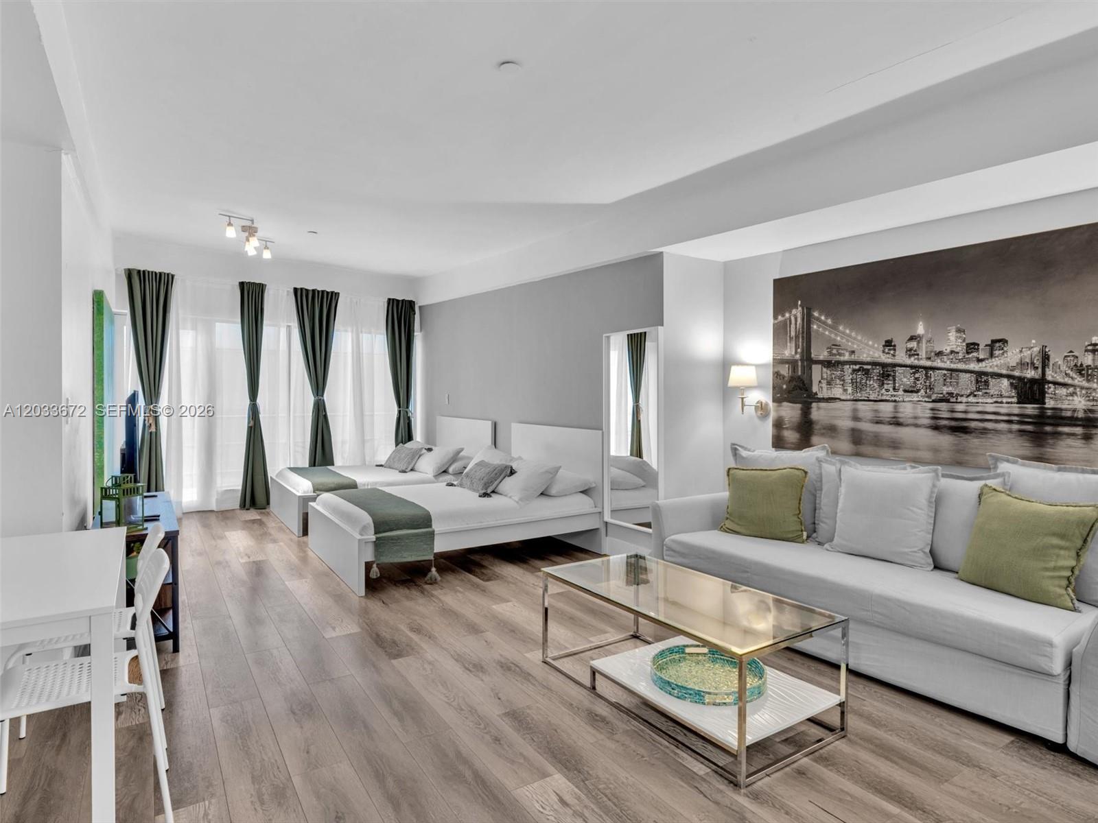 1052 Ocean Drive C203, Miami Beach FL 33139