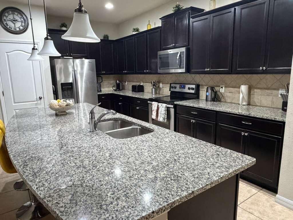 WINDSOR AT WESTSIDE PH 1 - Residential