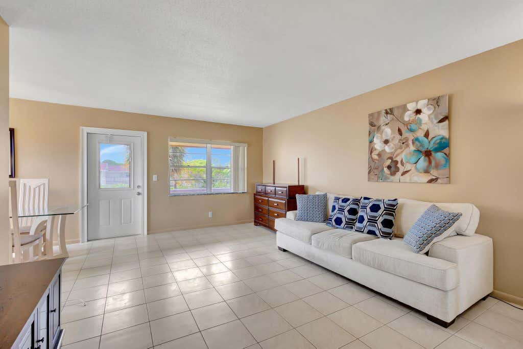 Photo of 64 COVENTRY C, West Palm Beach, FL 33417 (MLS # B26062455)