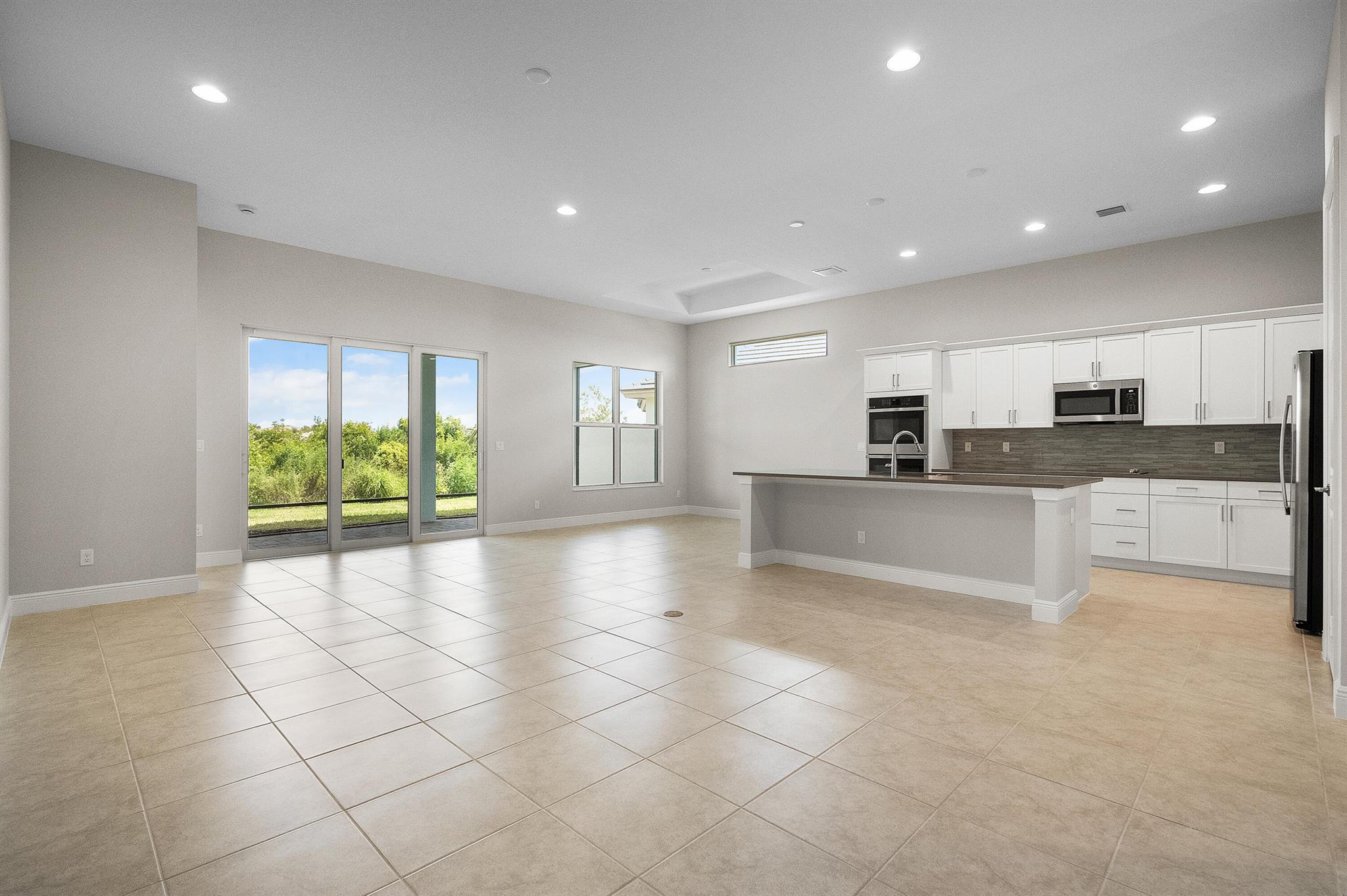 LAKEPARK AT TRADITION PLA - Residential