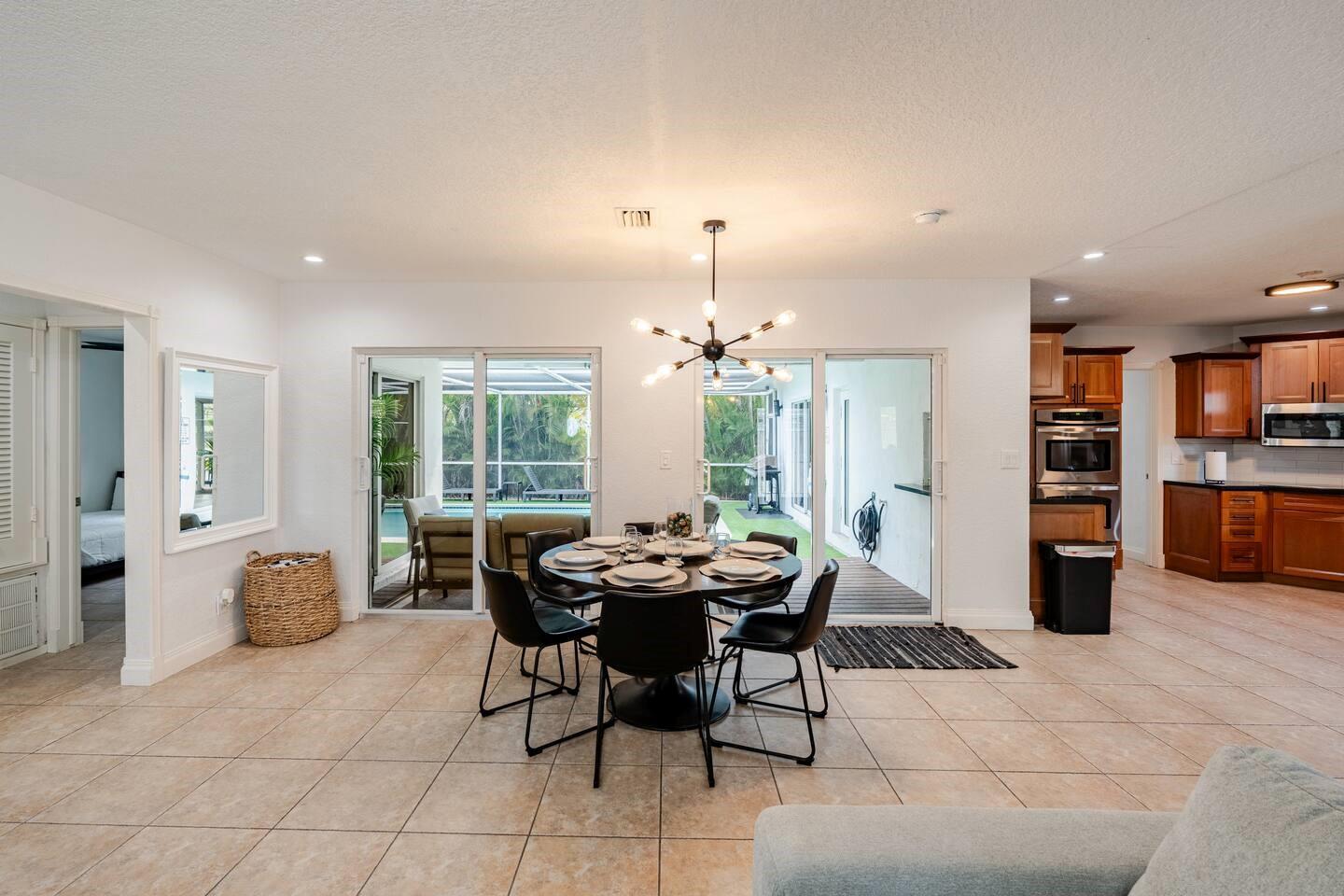 Royal Palm Acres - Residential Lease