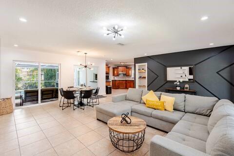 Royal Palm Acres - Residential Lease