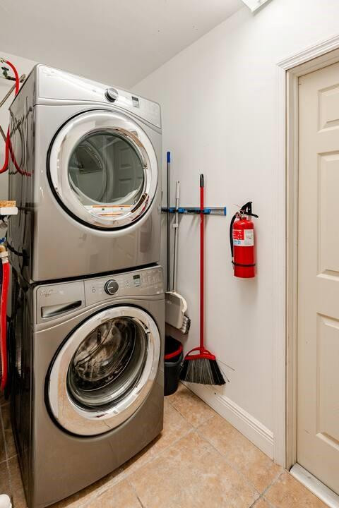 Royal Palm Acres - Residential Lease