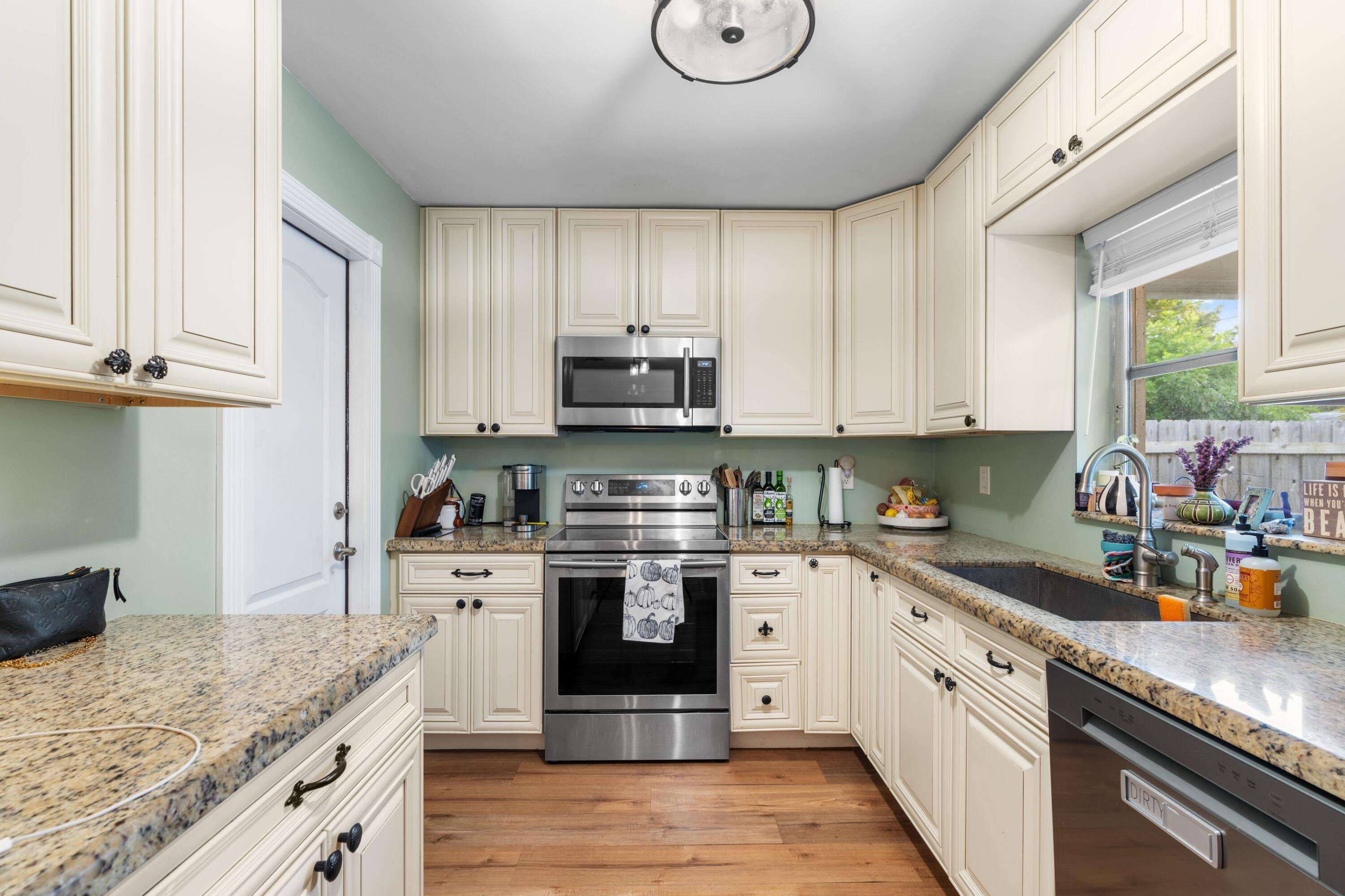 NORTH LAKE WORTH IN PB 5 - Residential