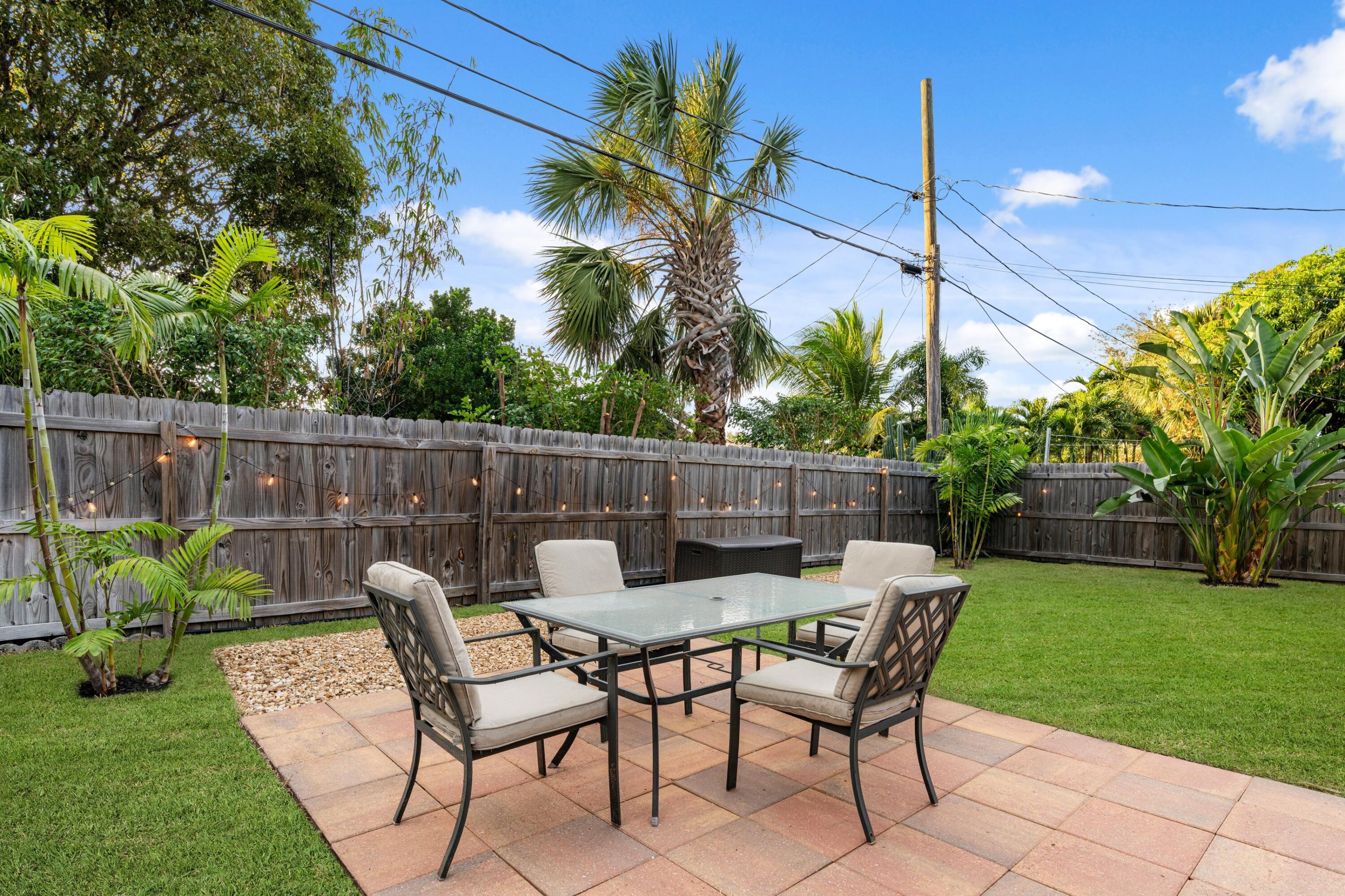 NORTH LAKE WORTH IN PB 5 - Residential