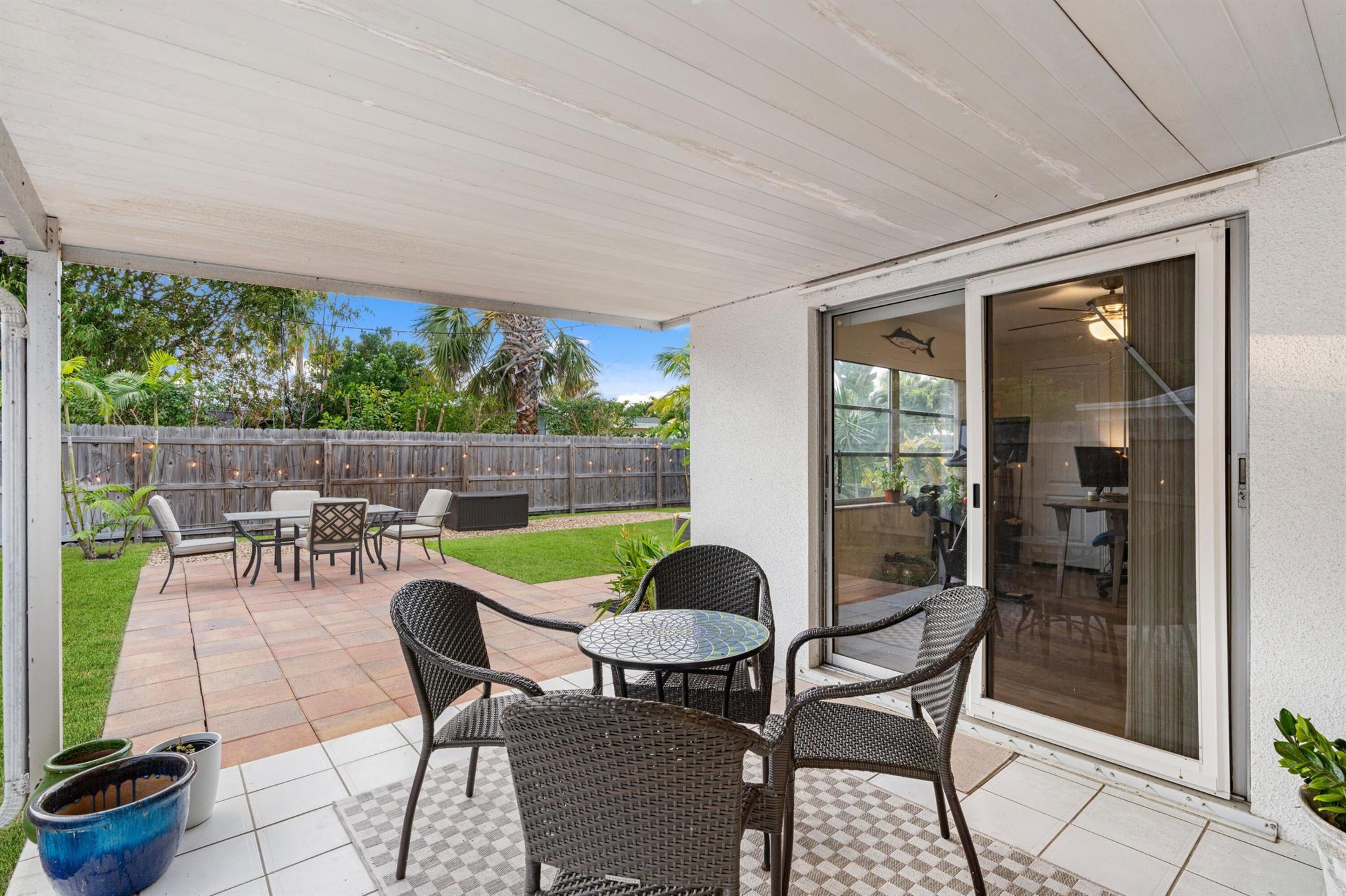 NORTH LAKE WORTH IN PB 5 - Residential