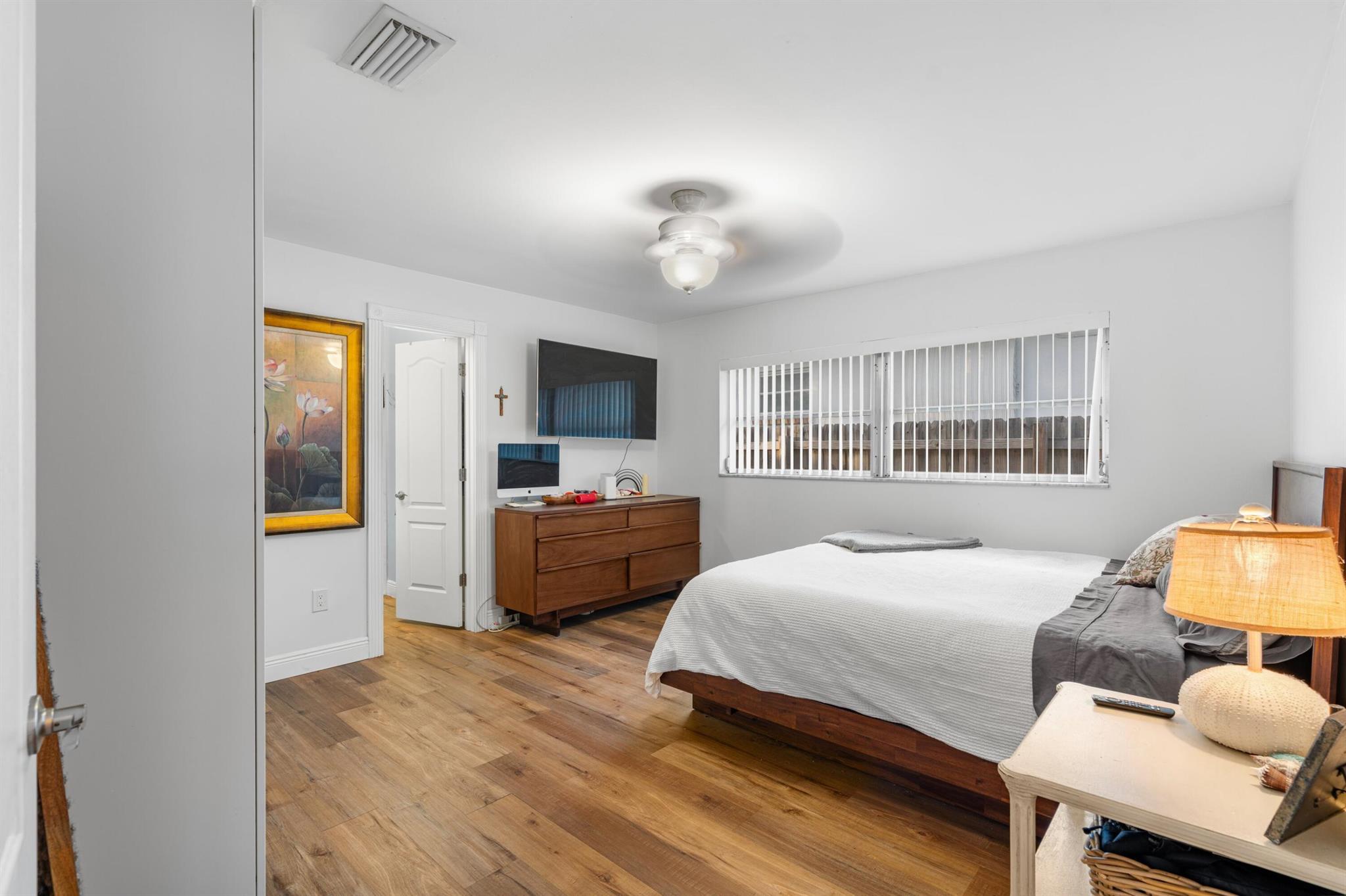 NORTH LAKE WORTH IN PB 5 - Residential