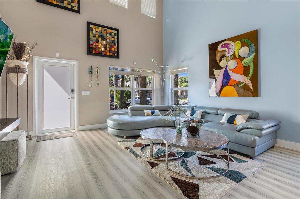 MELEAR - Residential