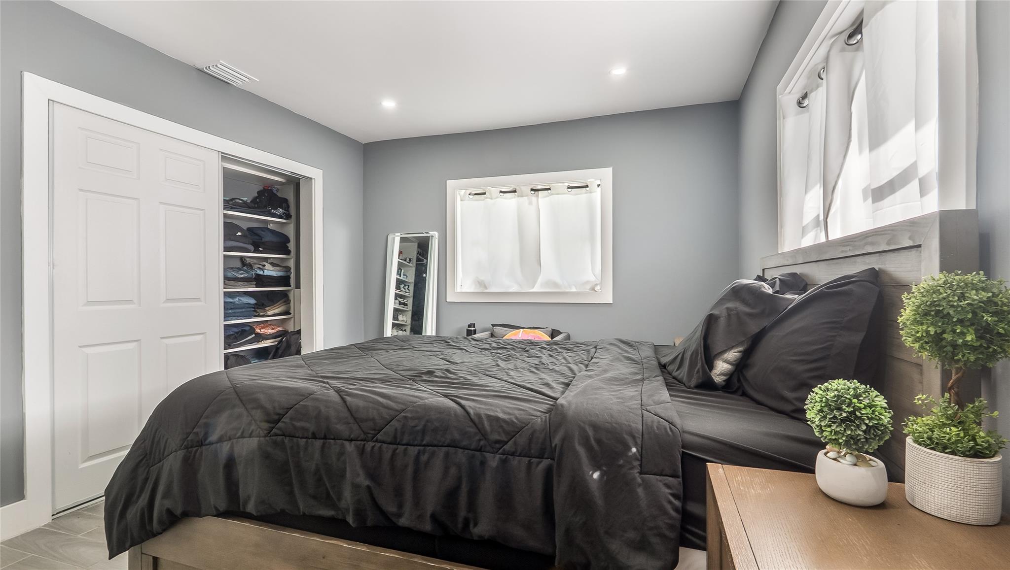 Westwood Commy 6 81-35 B - Residential