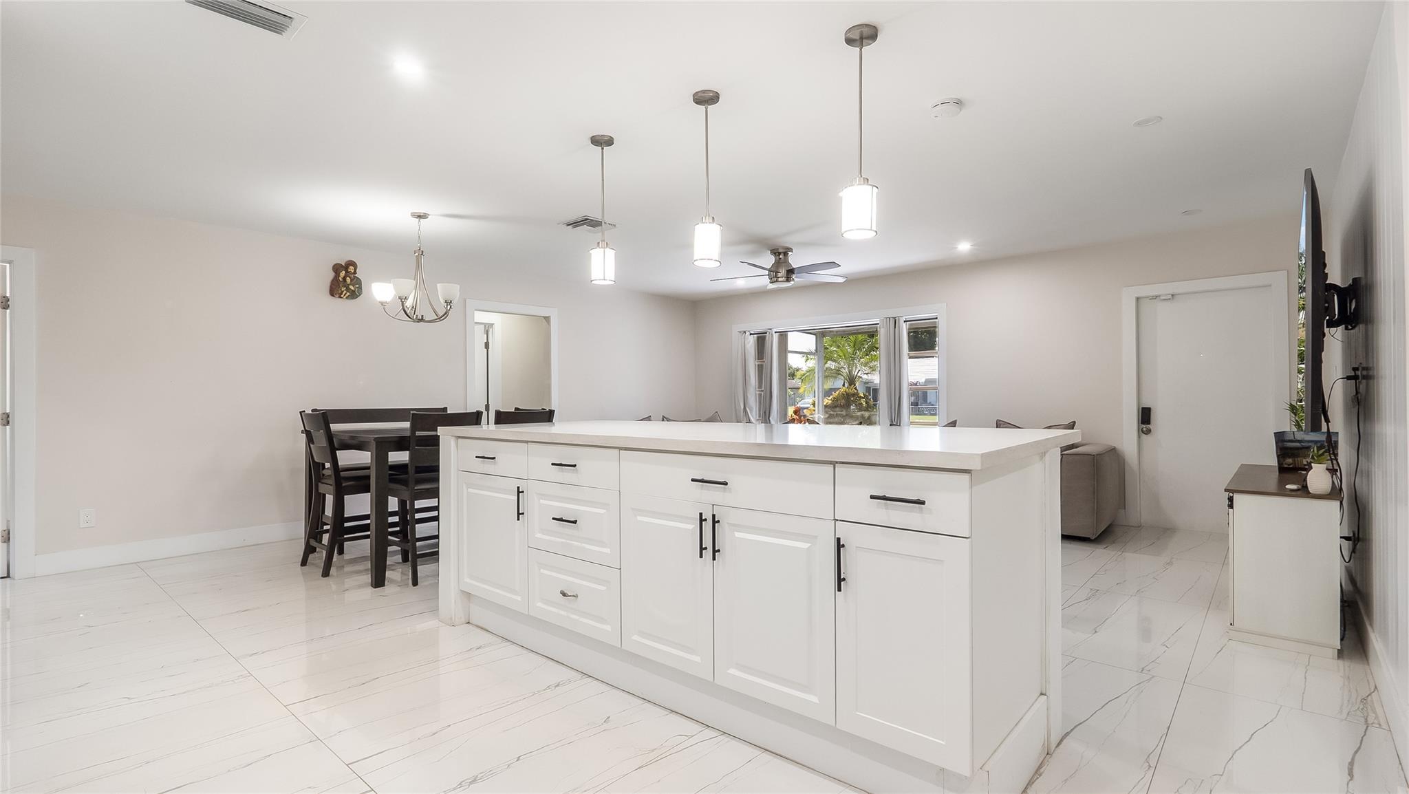 Westwood Commy 6 81-35 B - Residential