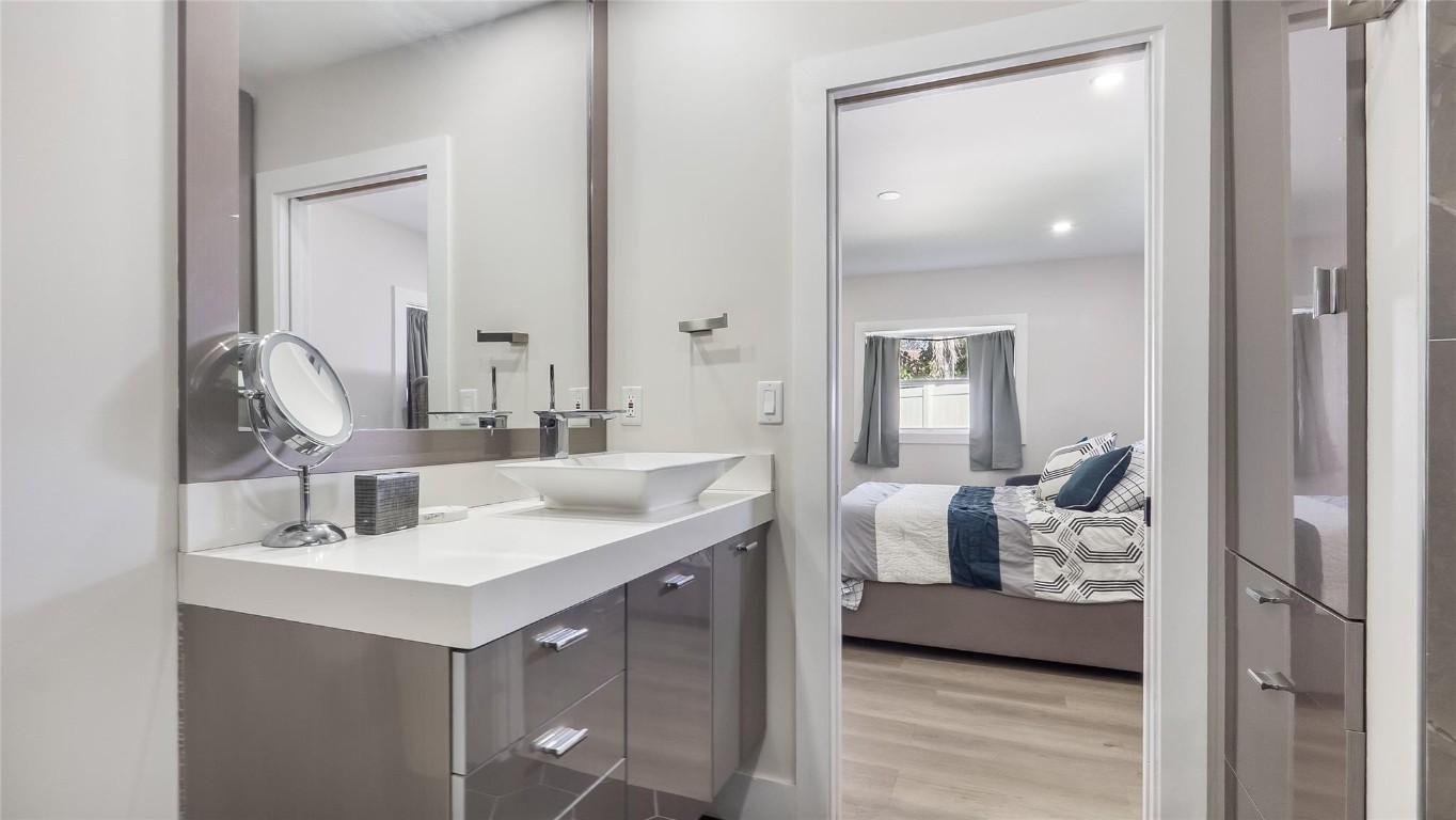 Westwood Commy 6 81-35 B - Residential