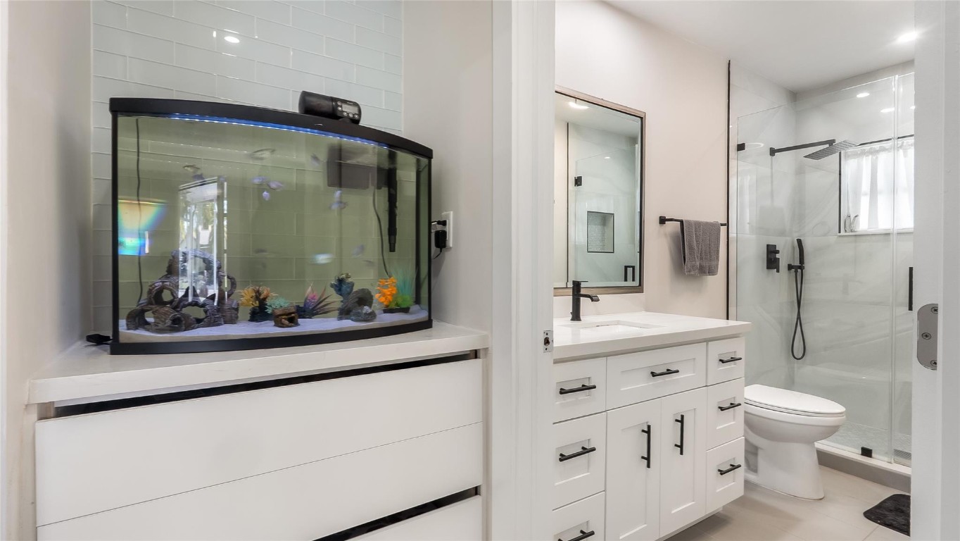 Westwood Commy 6 81-35 B - Residential