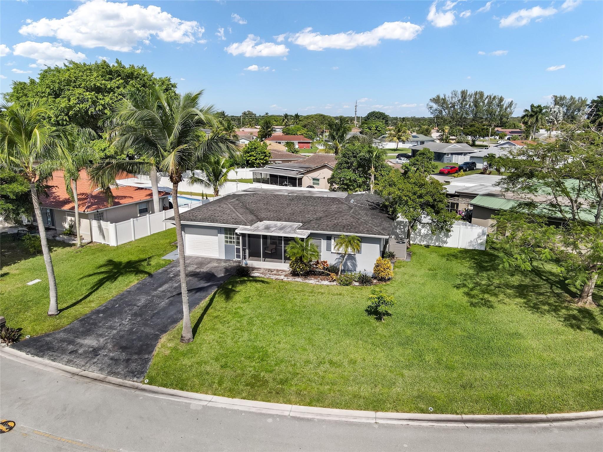 Westwood Commy 6 81-35 B - Residential