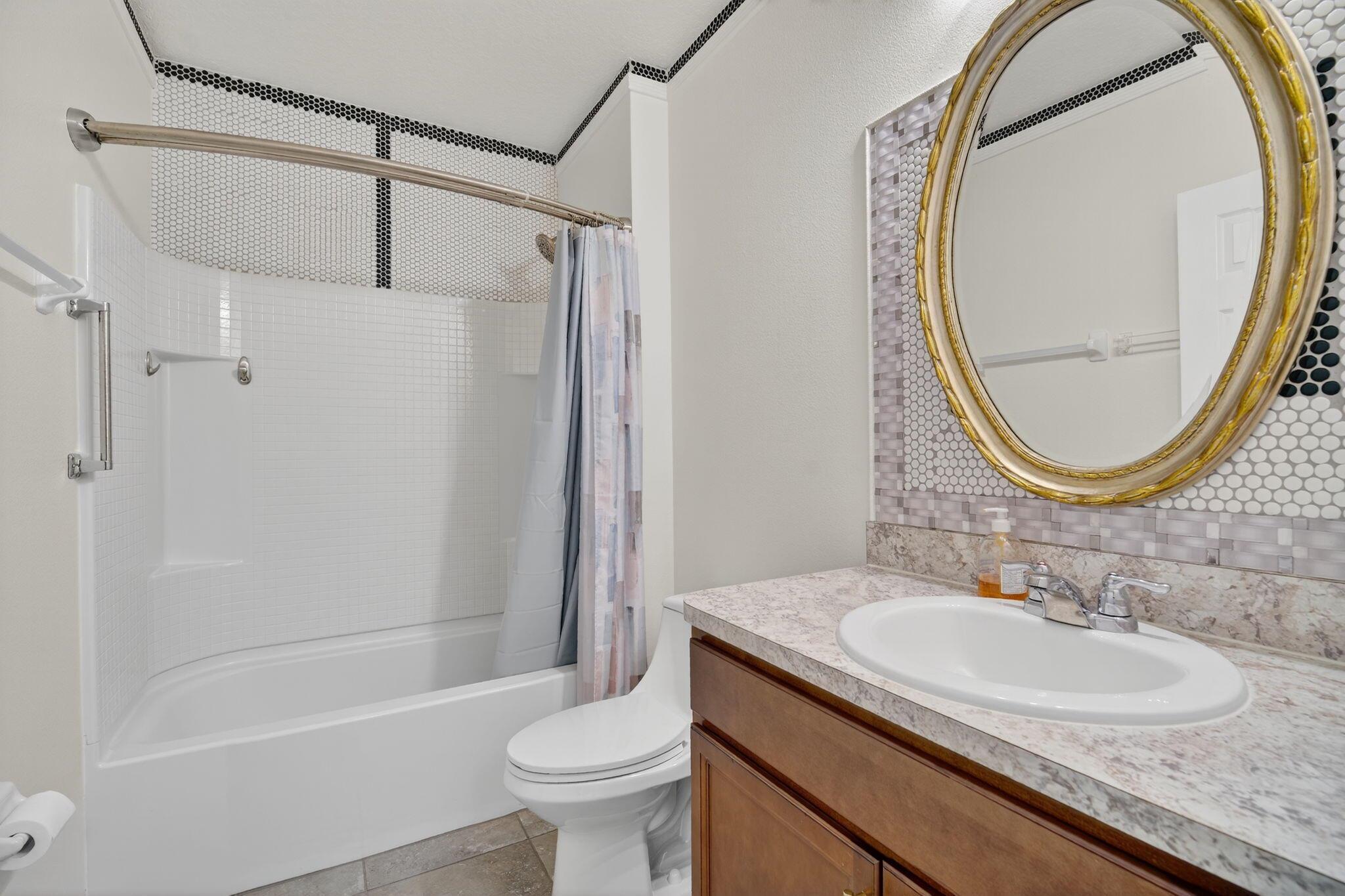 PORT MALABAR UNIT 32 - Residential Lease