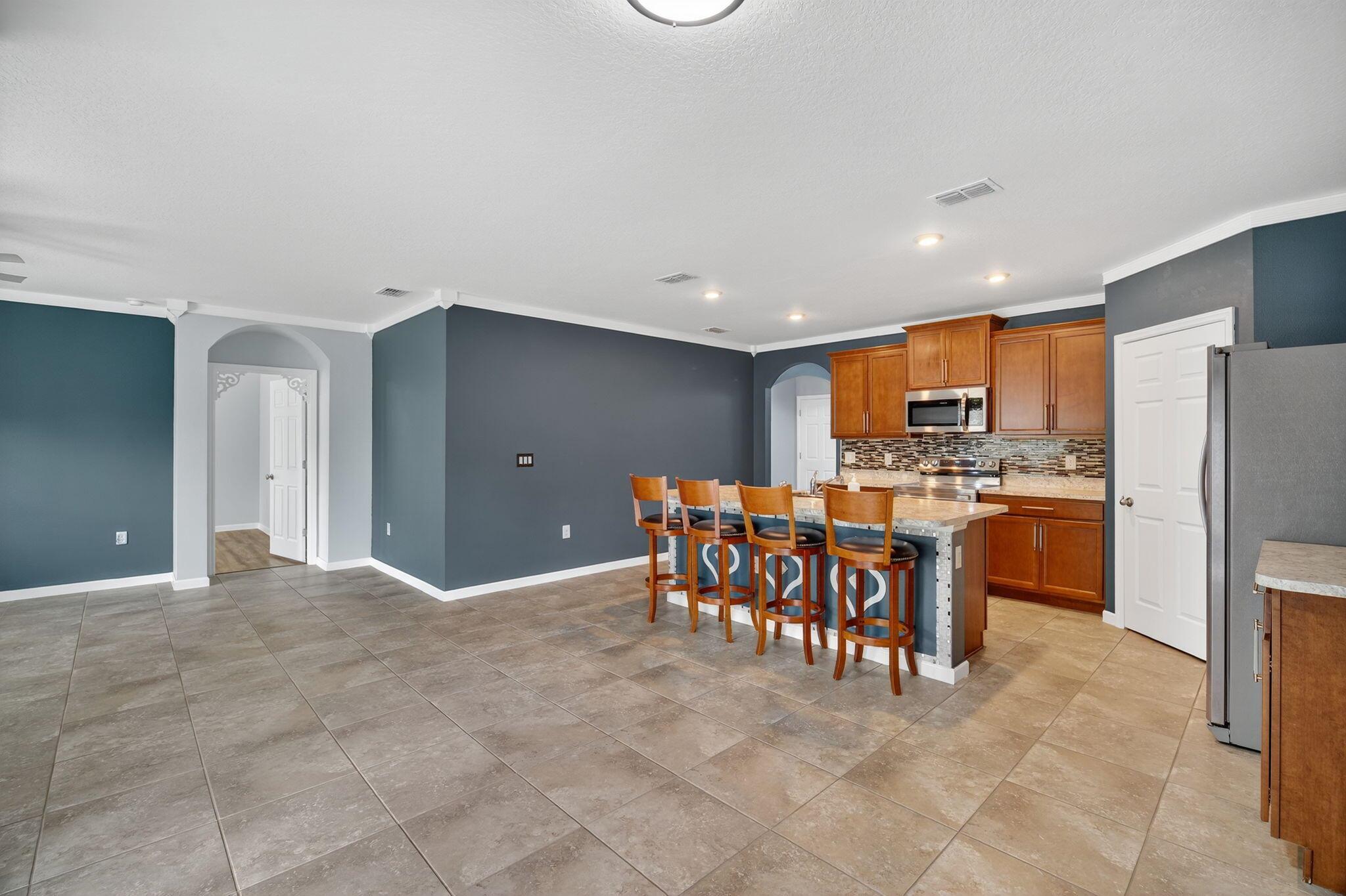 PORT MALABAR UNIT 32 - Residential Lease