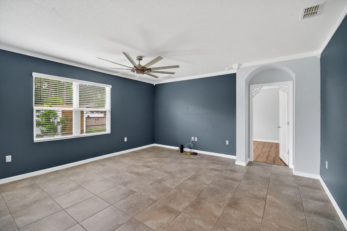 PORT MALABAR UNIT 32 - Residential Lease