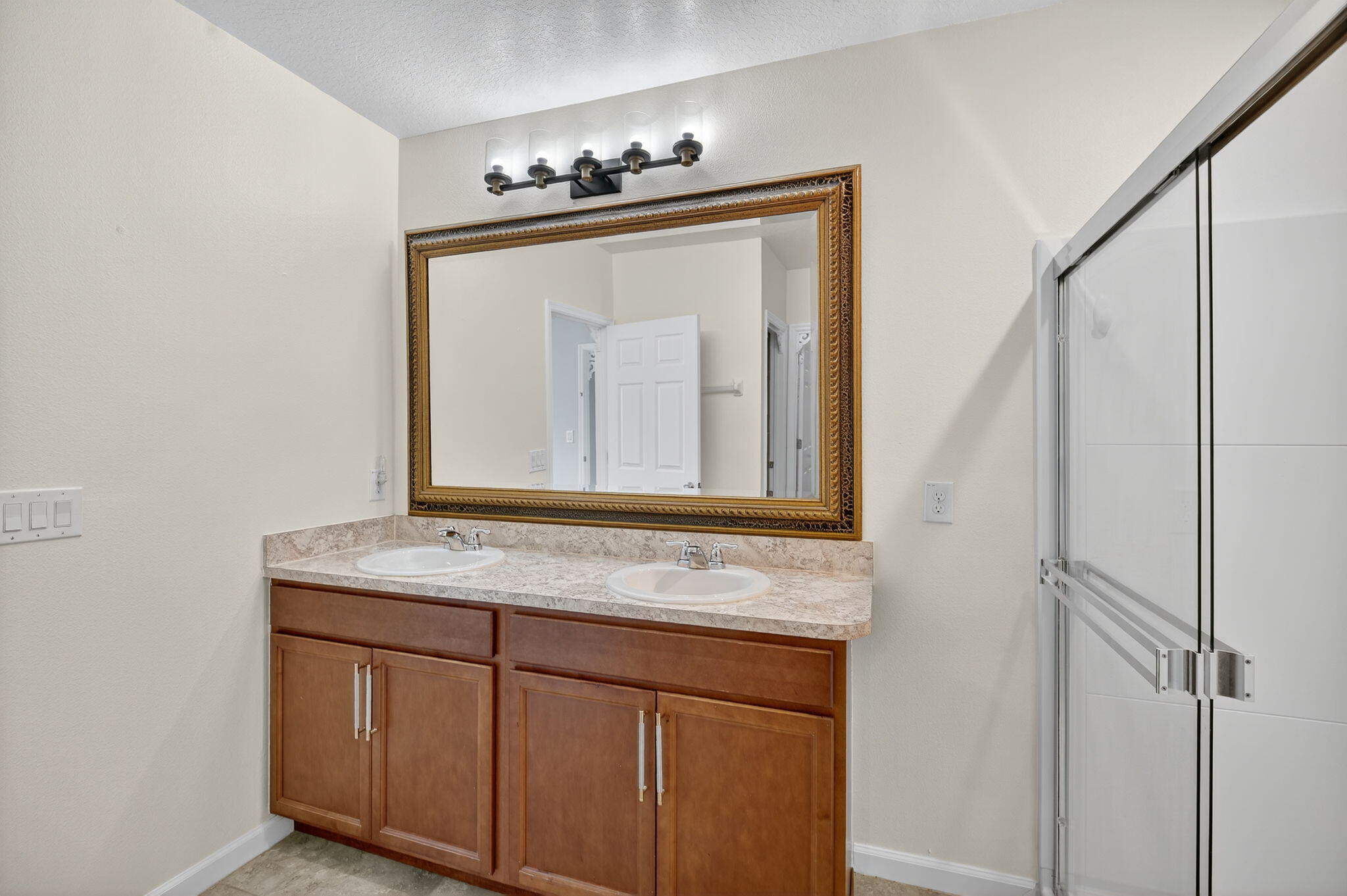 PORT MALABAR UNIT 32 - Residential Lease