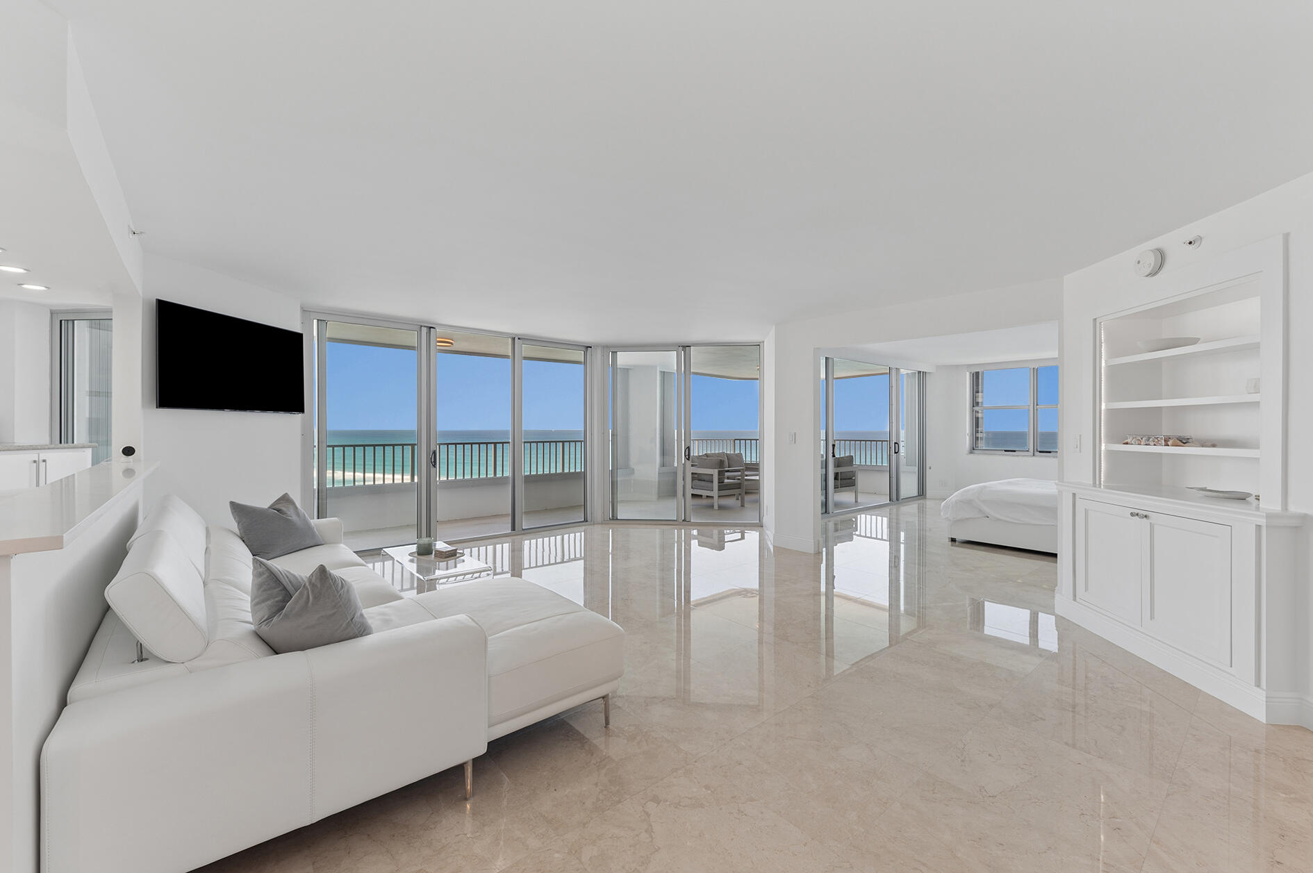 CORNICHE - Residential