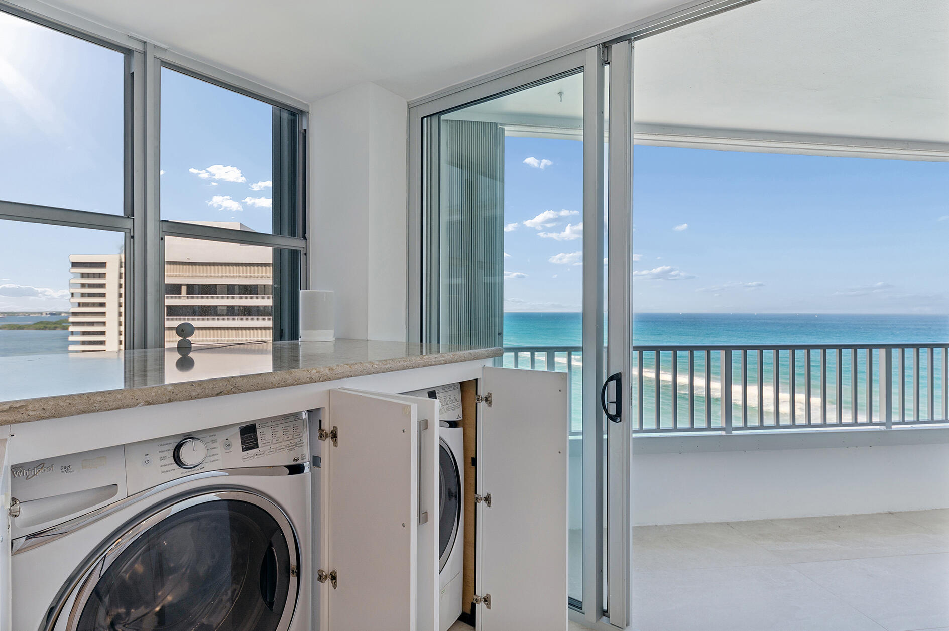 CORNICHE - Residential