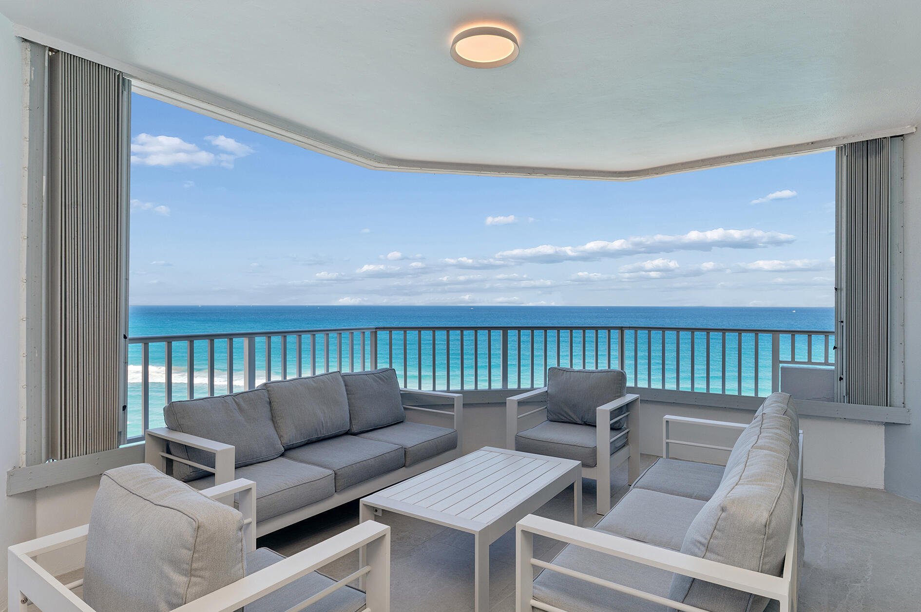 CORNICHE - Residential