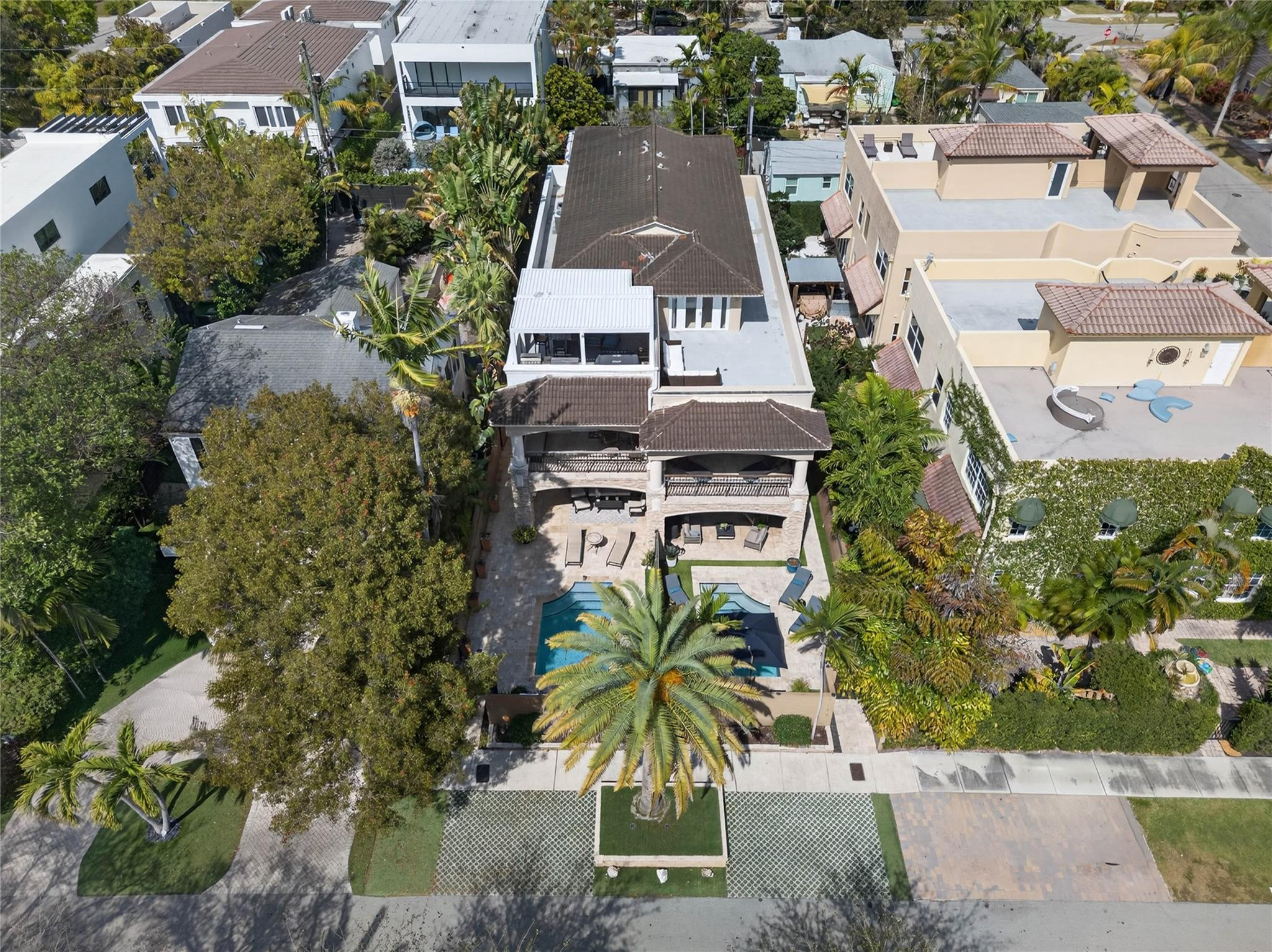 STRANAHANS SUB - Residential Lease